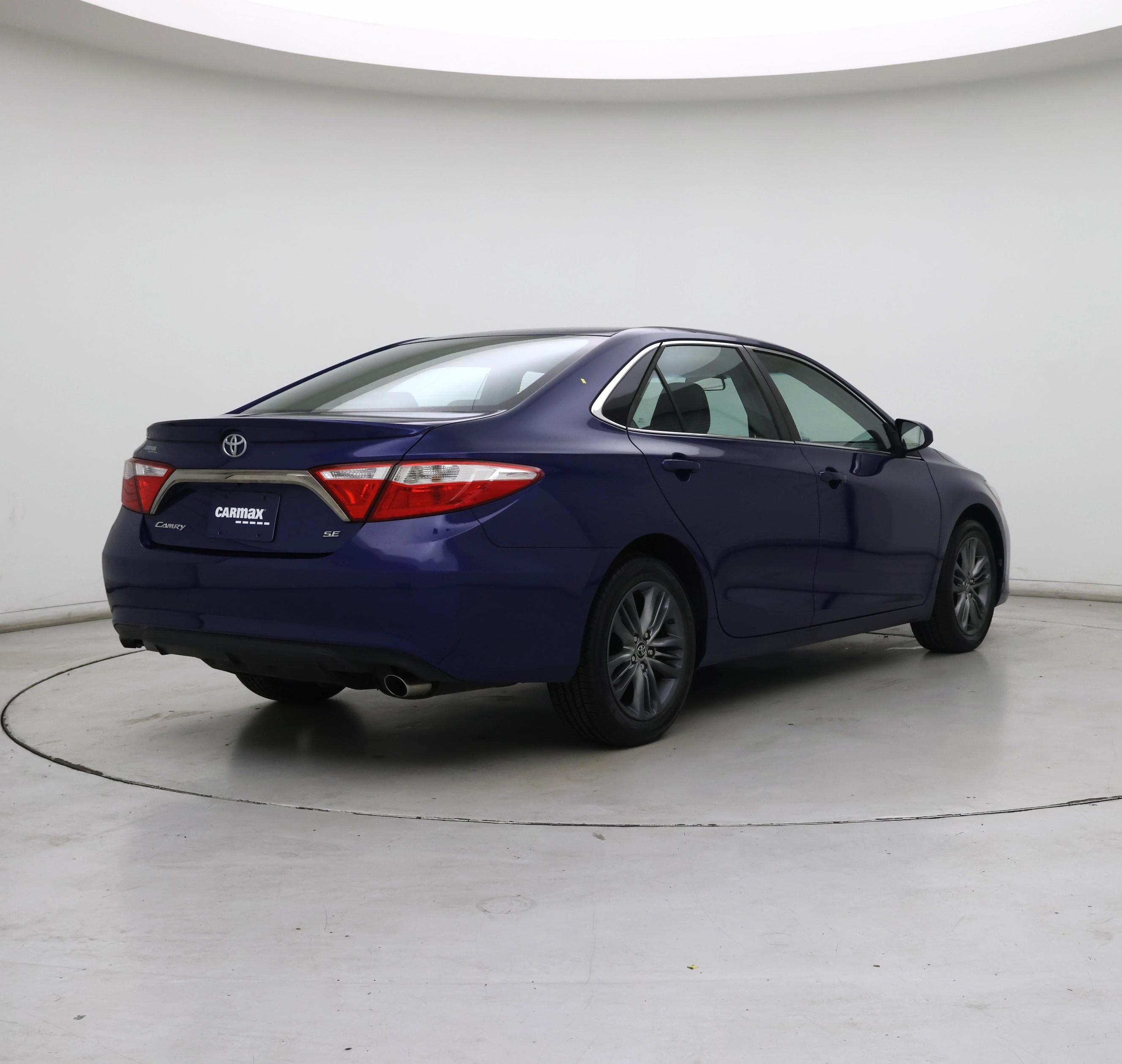 Thumbnail: 2015 Toyota Camry - 8