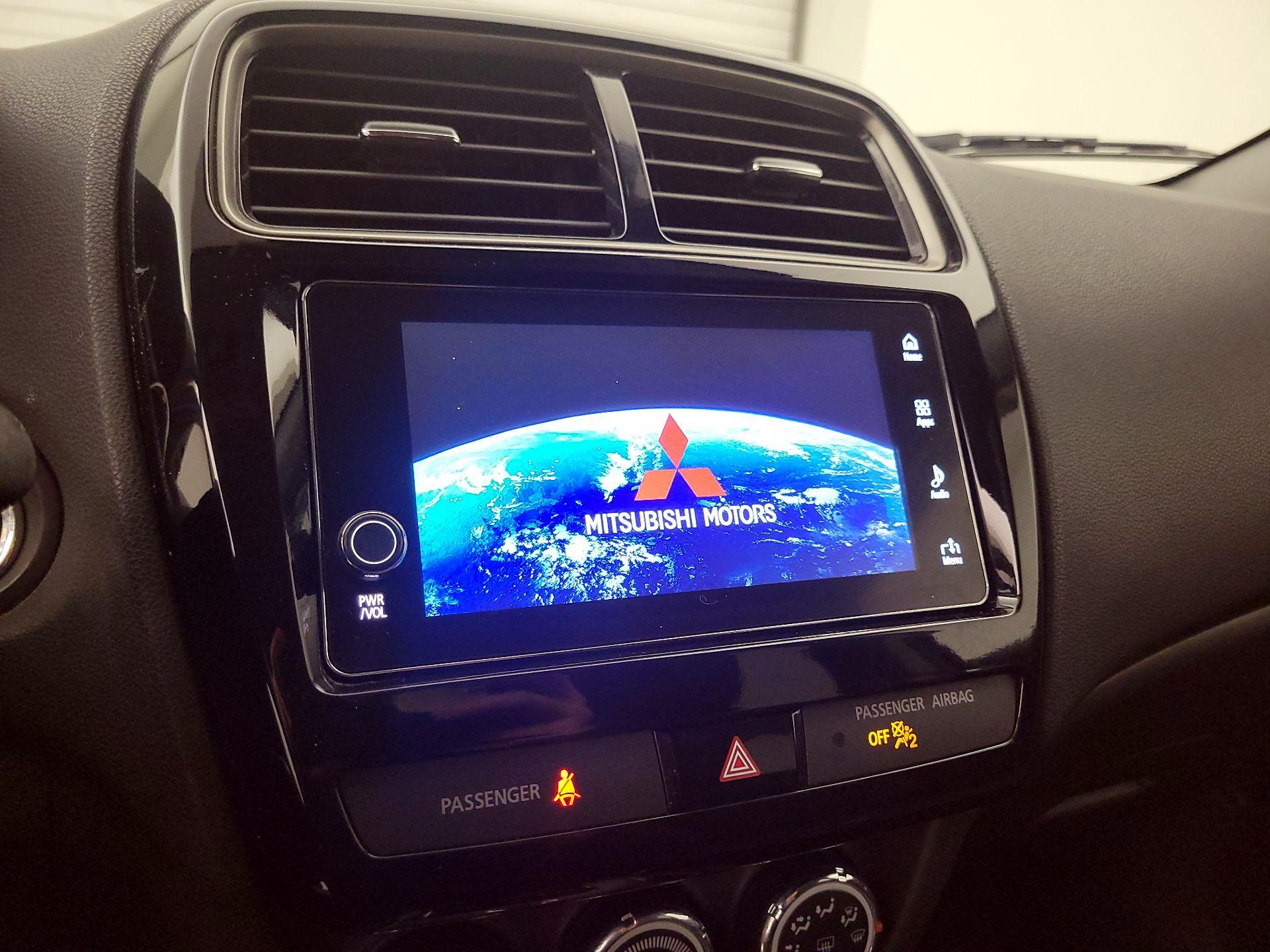 Thumbnail: 2019 Mitsubishi Outlander Sport - 15