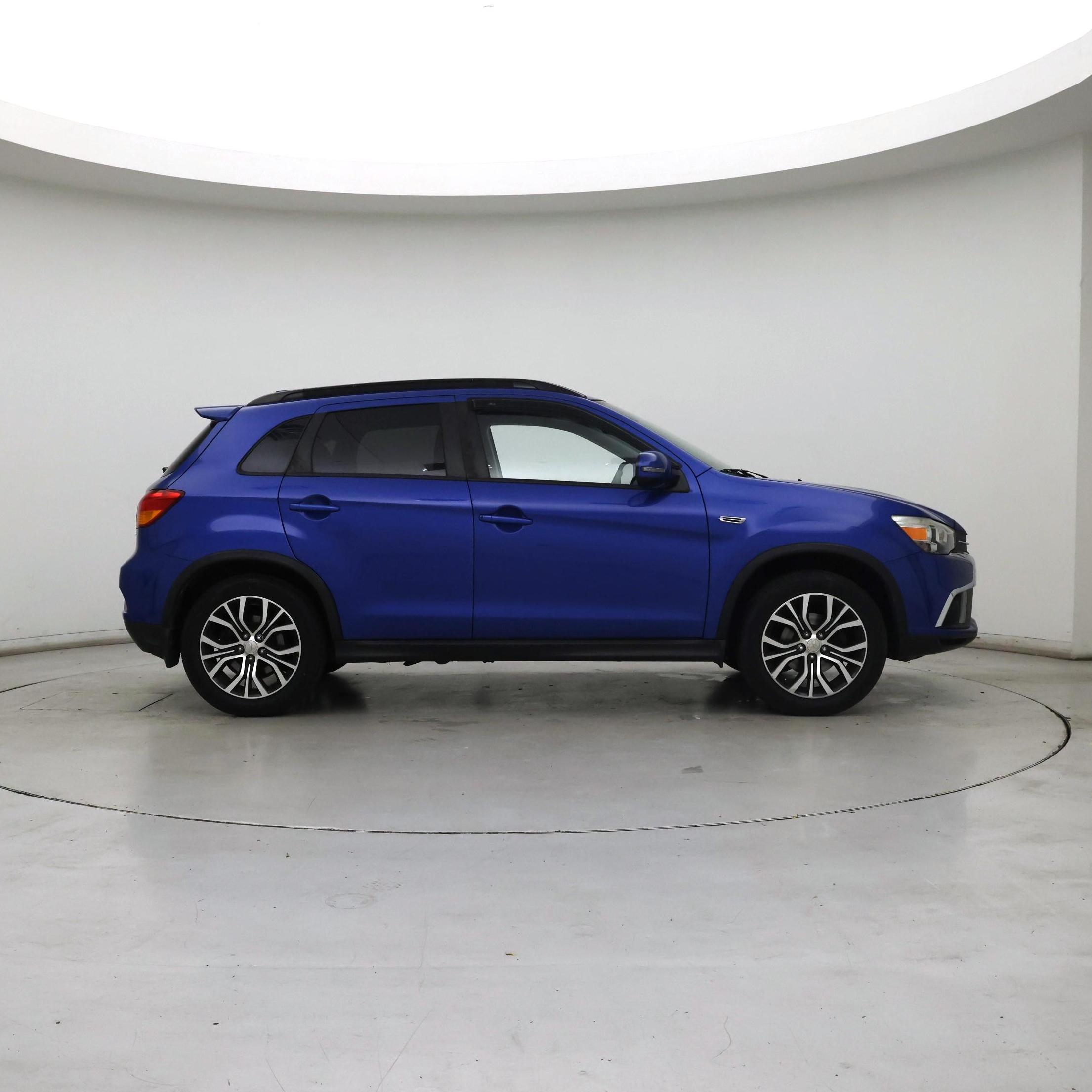 Thumbnail: 2019 Mitsubishi Outlander Sport - 7