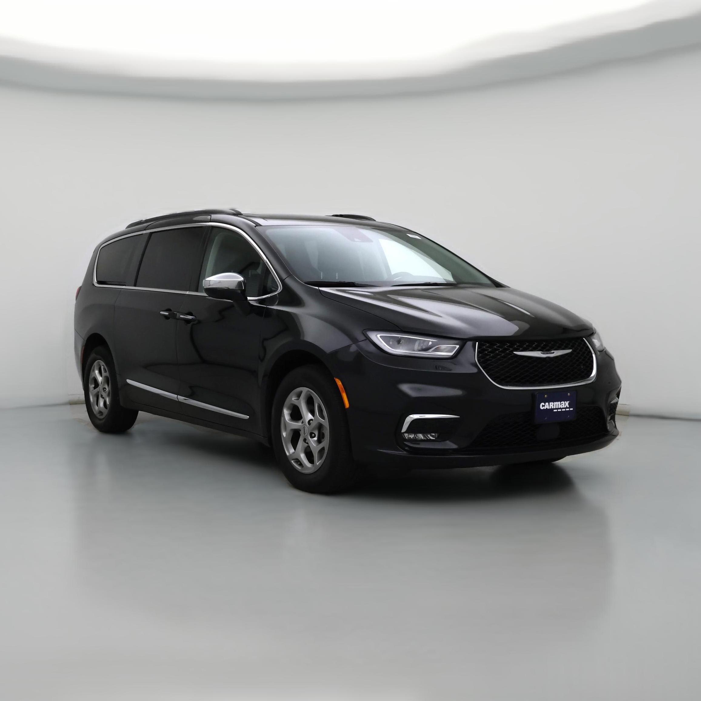 Thumbnail: 2023 Chrysler Pacifica - 1