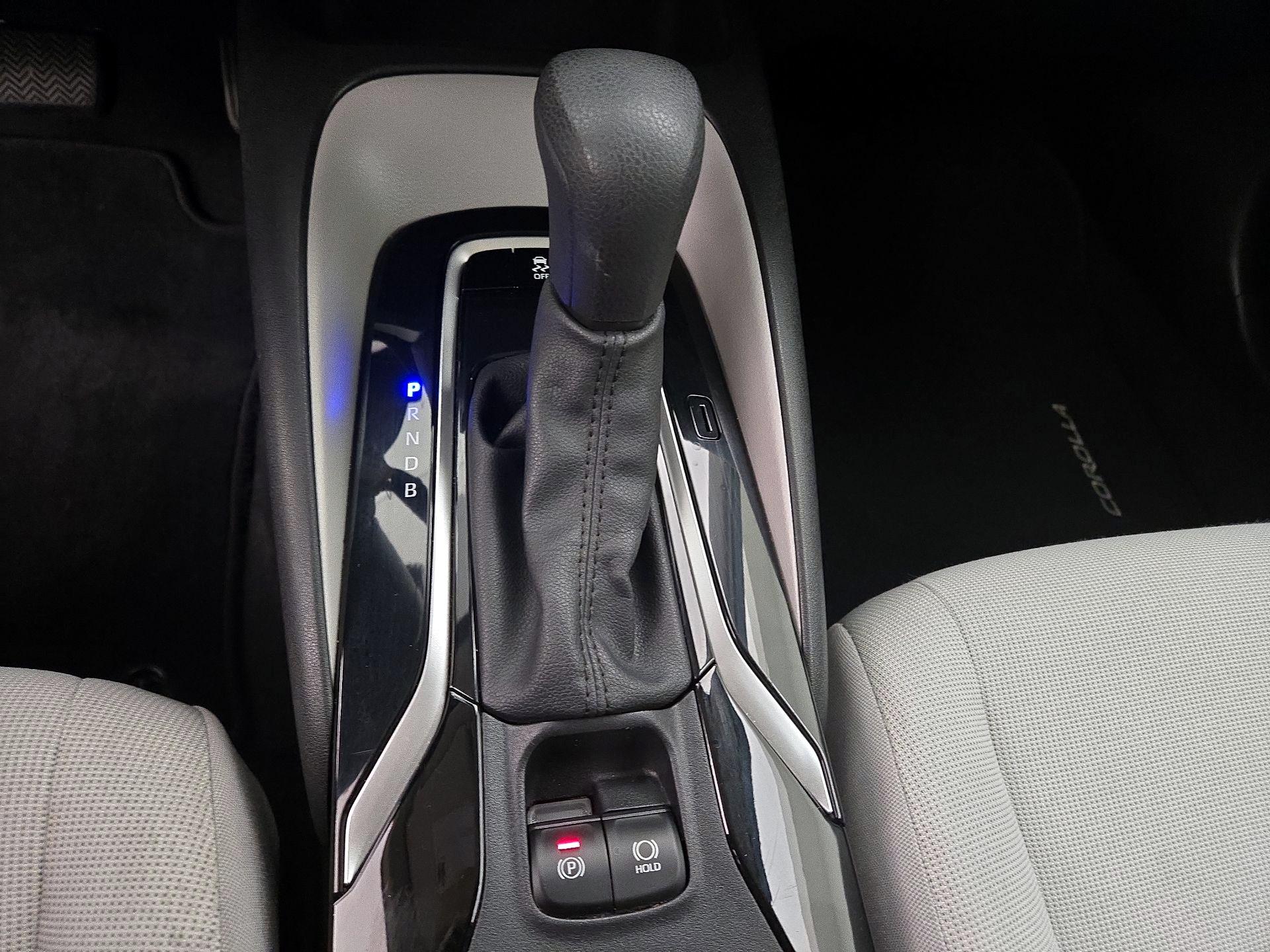Thumbnail: 2021 Toyota Corolla - 17