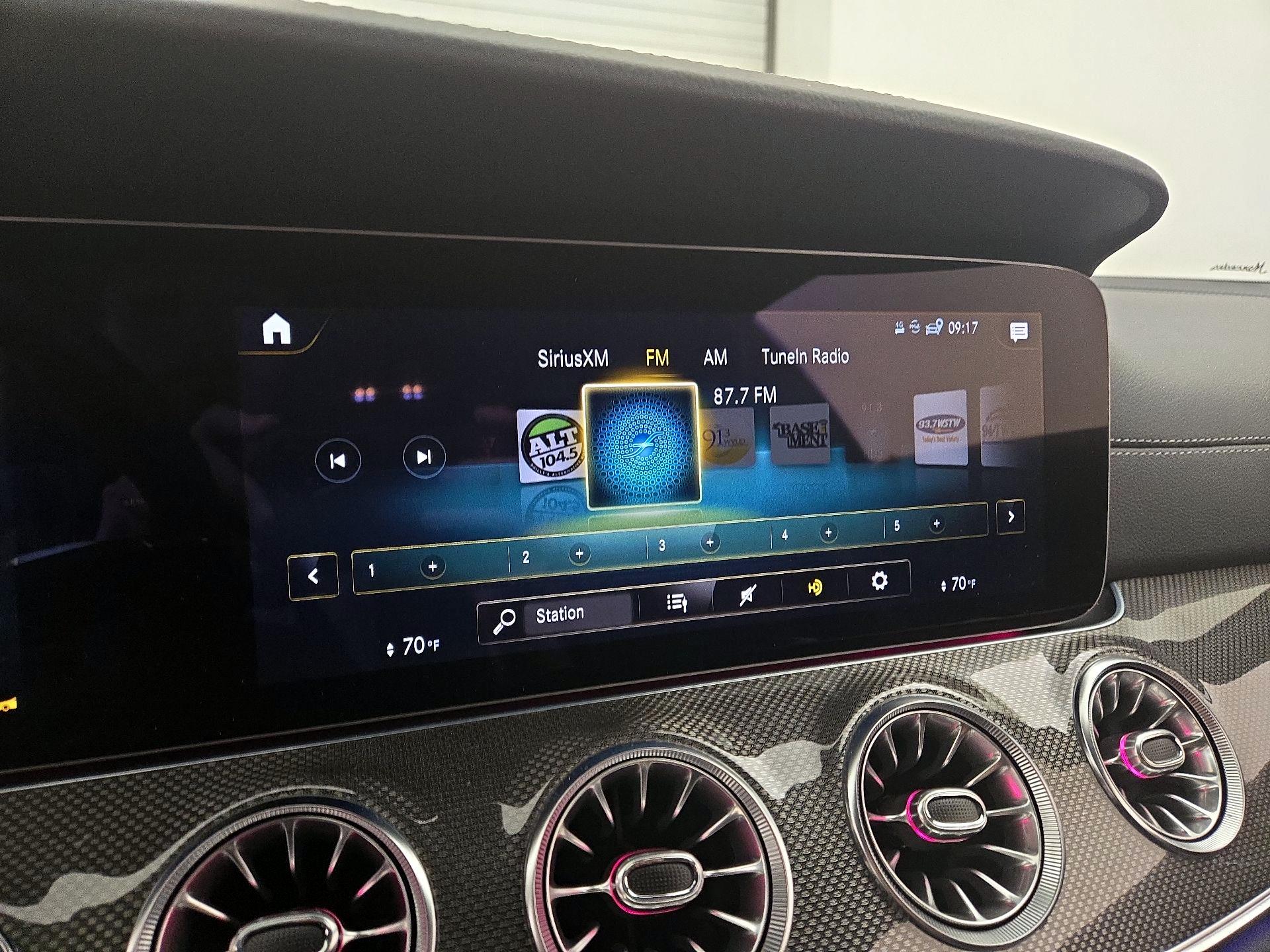 Thumbnail: 2023 Mercedes-Benz E-Class - 16