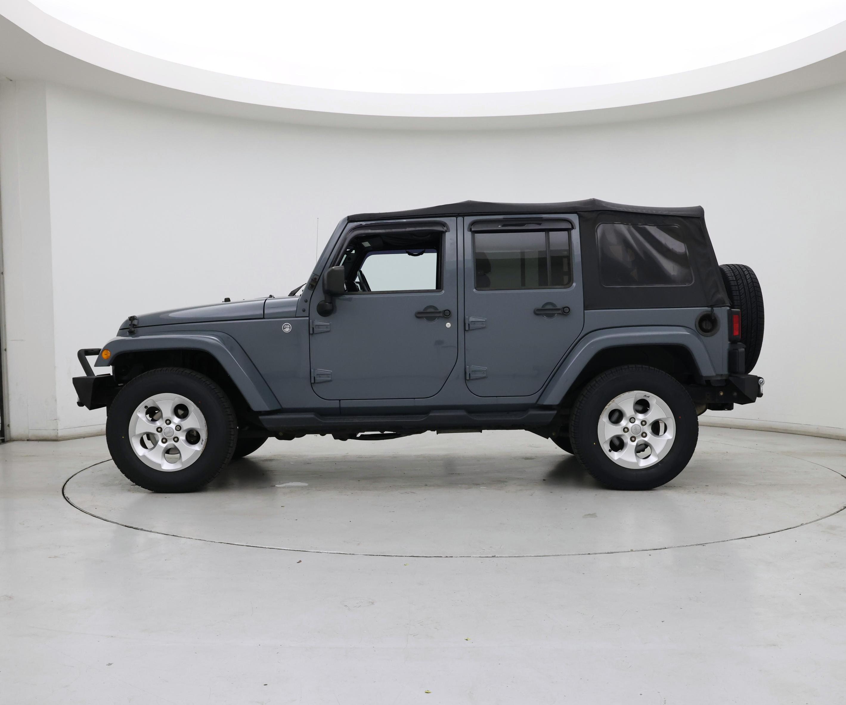 Thumbnail: 2015 Jeep Wrangler - 3