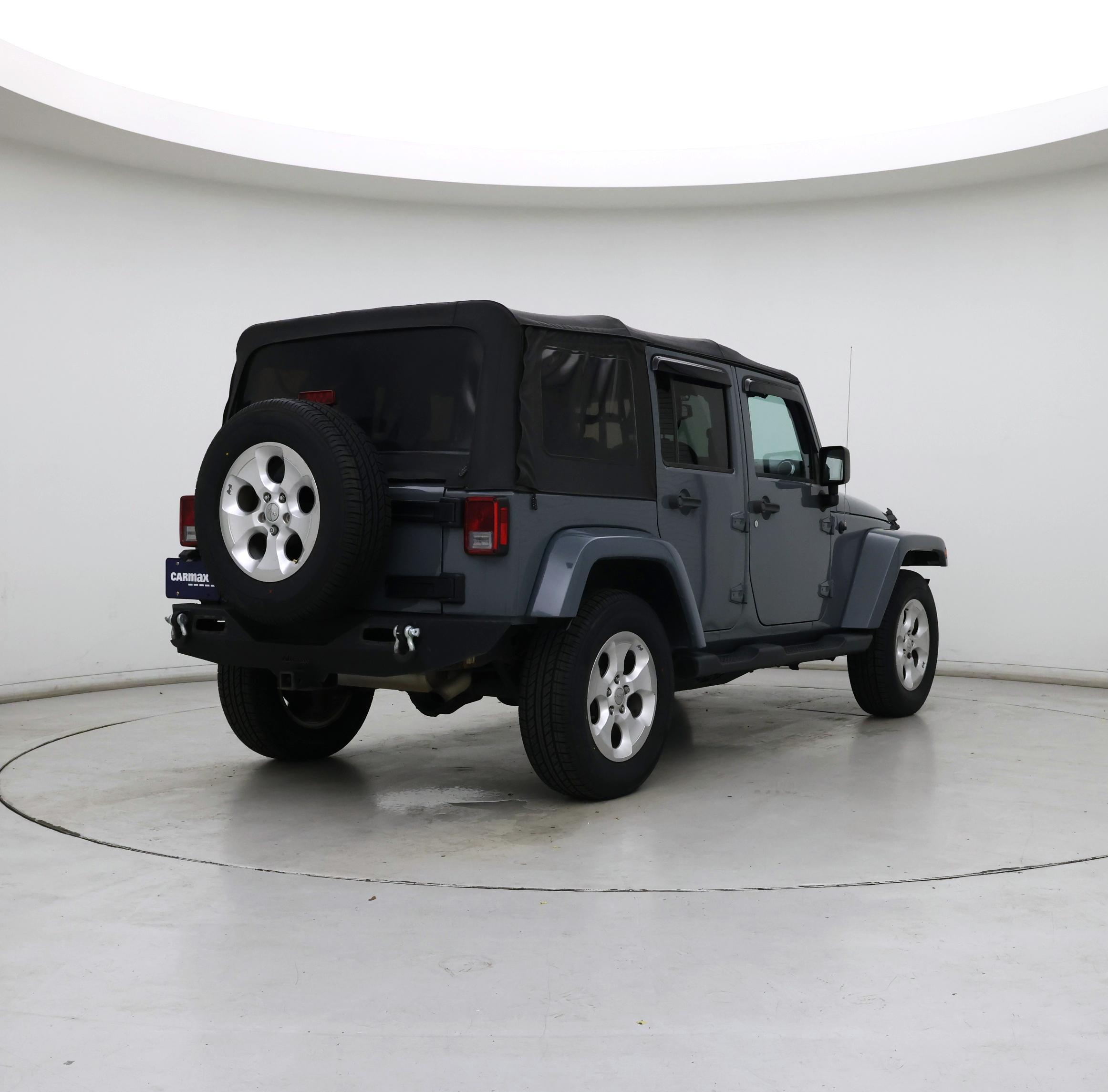 Thumbnail: 2015 Jeep Wrangler - 8