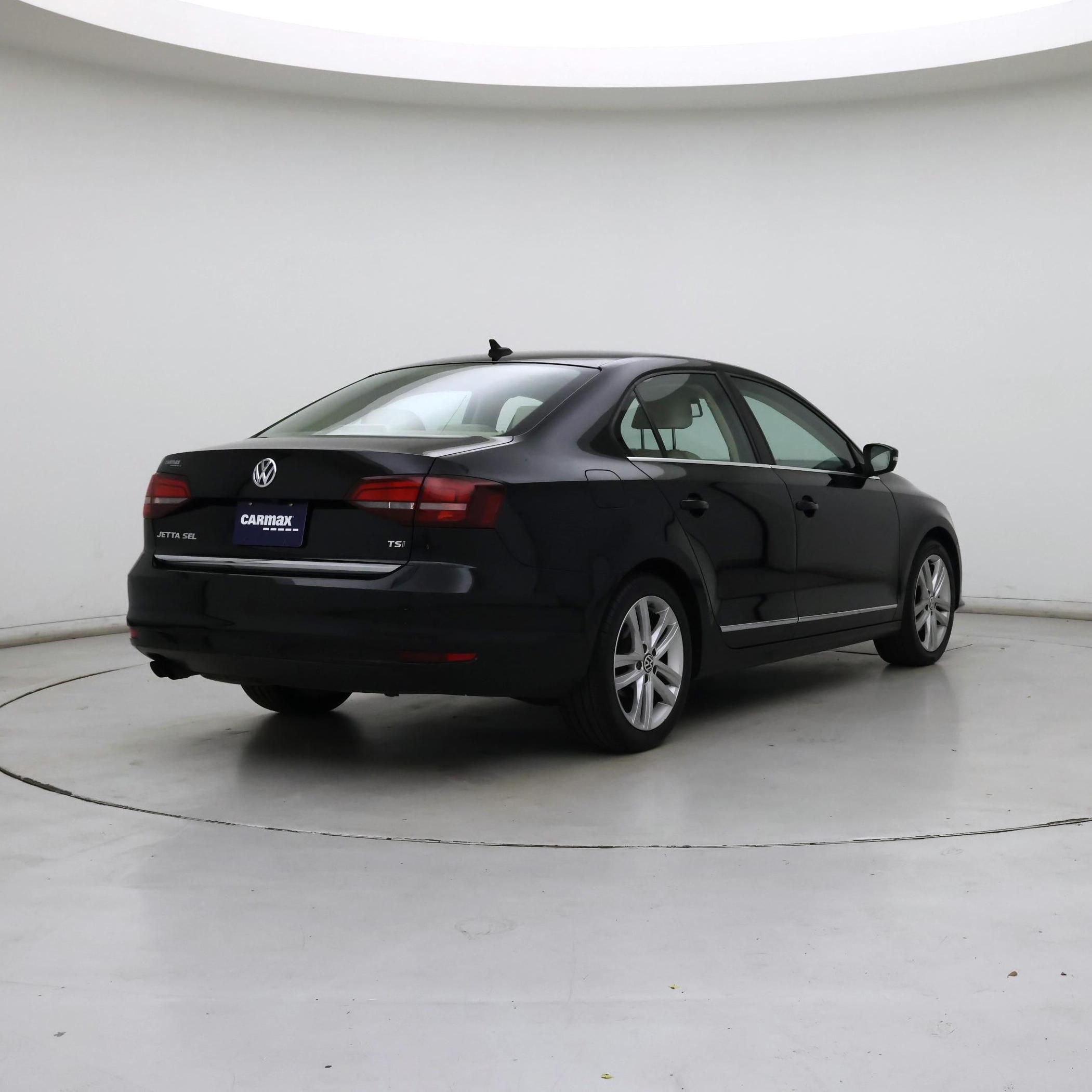Thumbnail: 2017 Volkswagen Jetta - 8