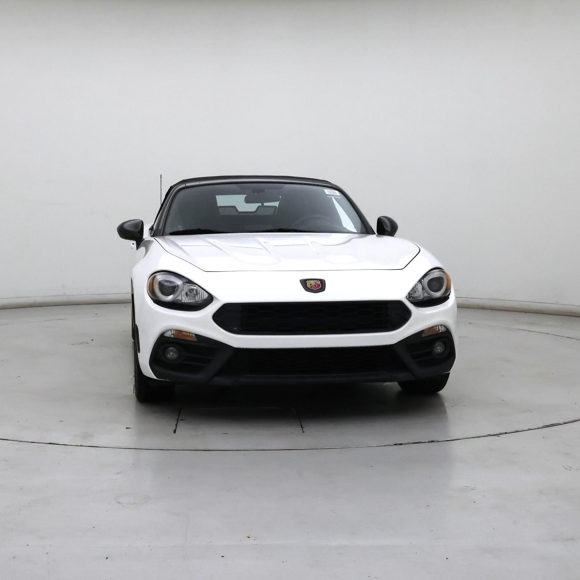 Thumbnail: 2019 Fiat 124 Spider - 5