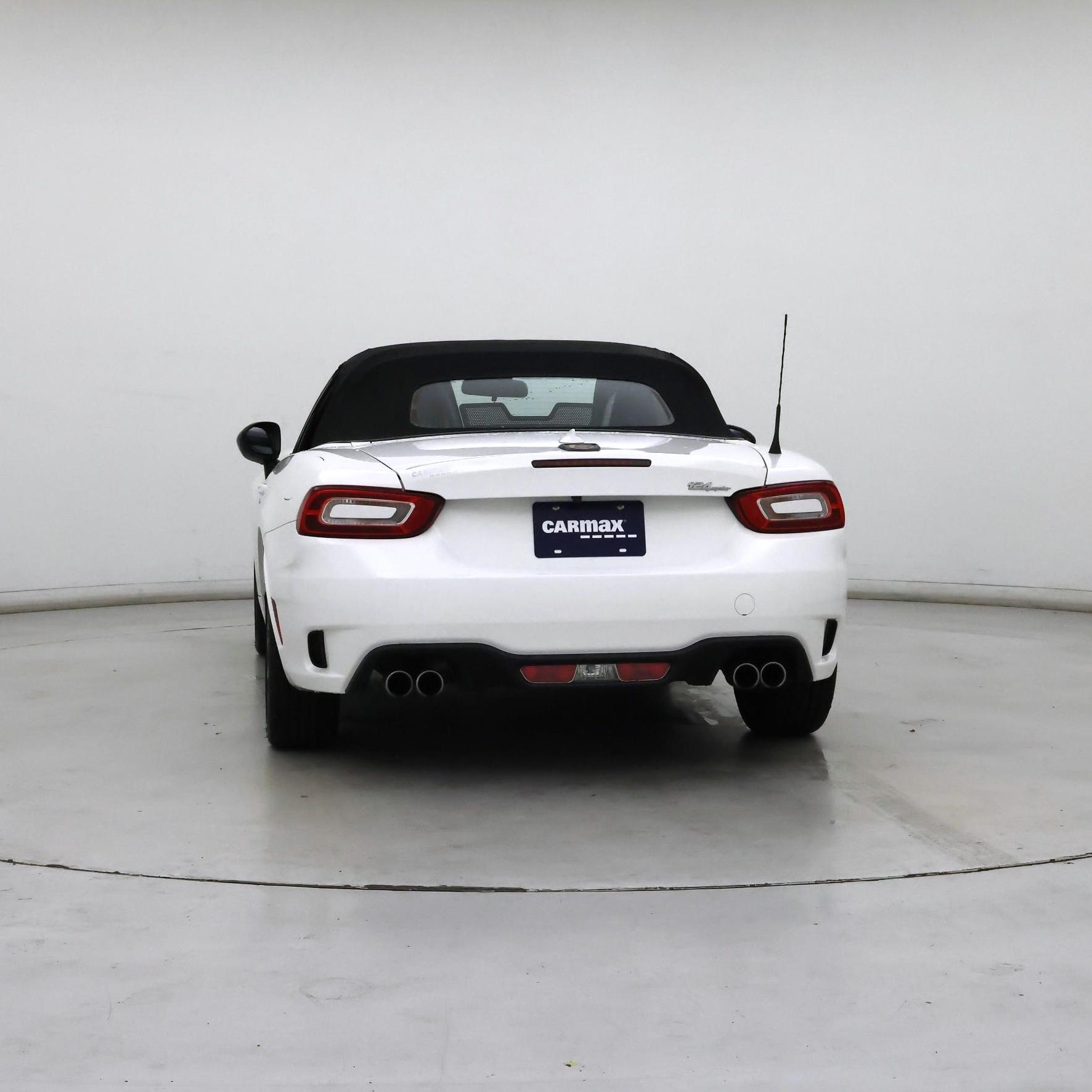 Thumbnail: 2019 Fiat 124 Spider - 6