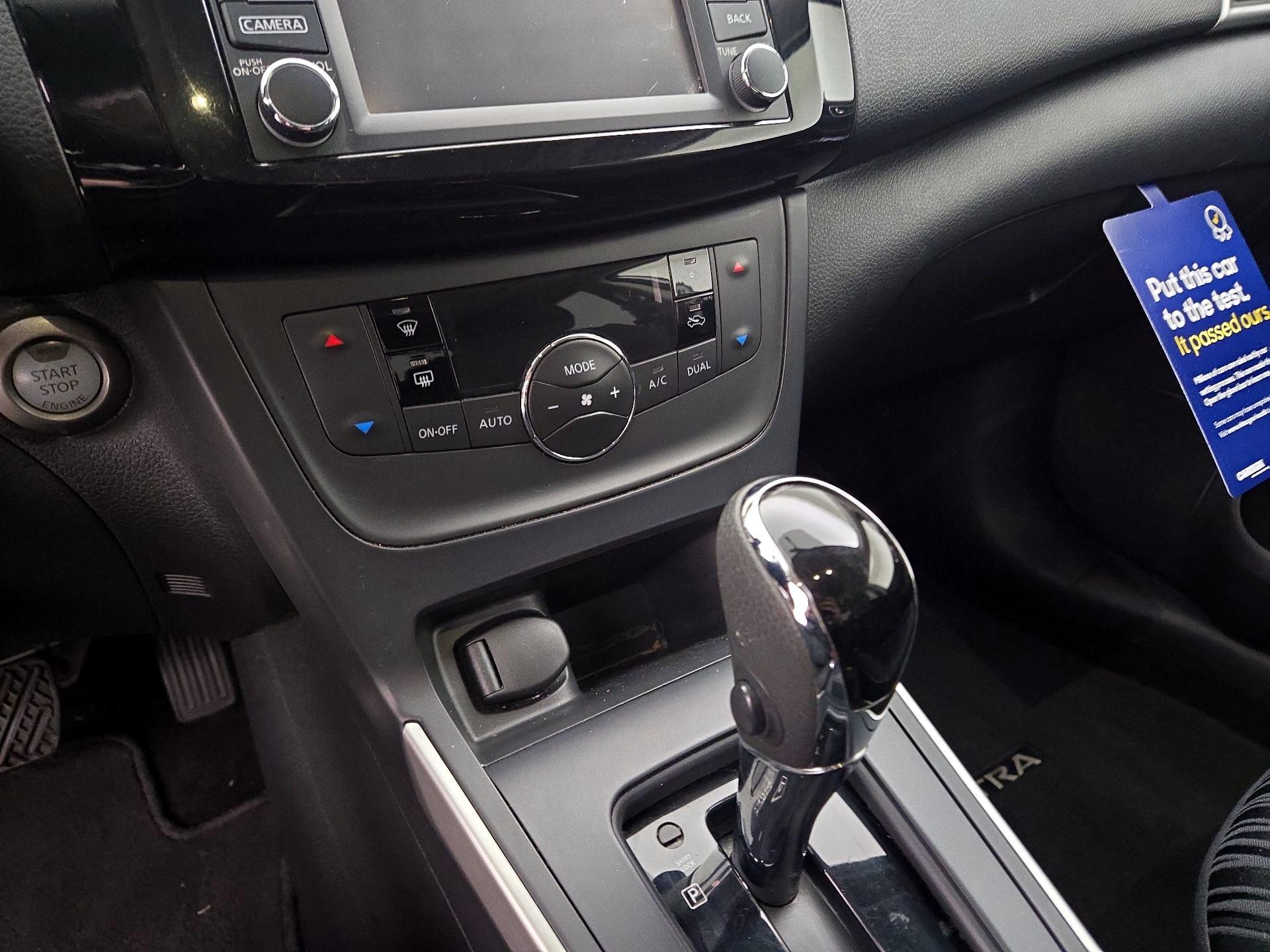 Thumbnail: 2018 Nissan Sentra - 16