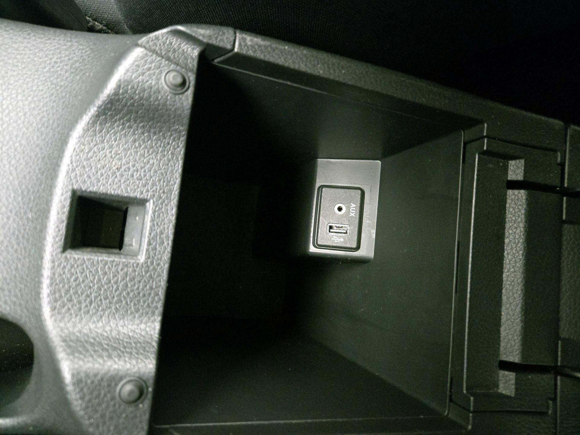 Thumbnail: 2018 Nissan Sentra - 18