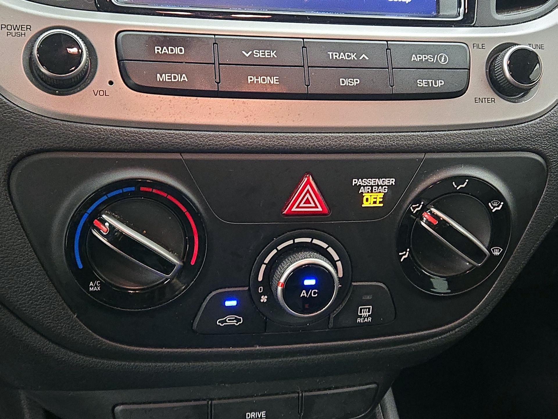 Thumbnail: 2024 Hyundai Elantra - 16