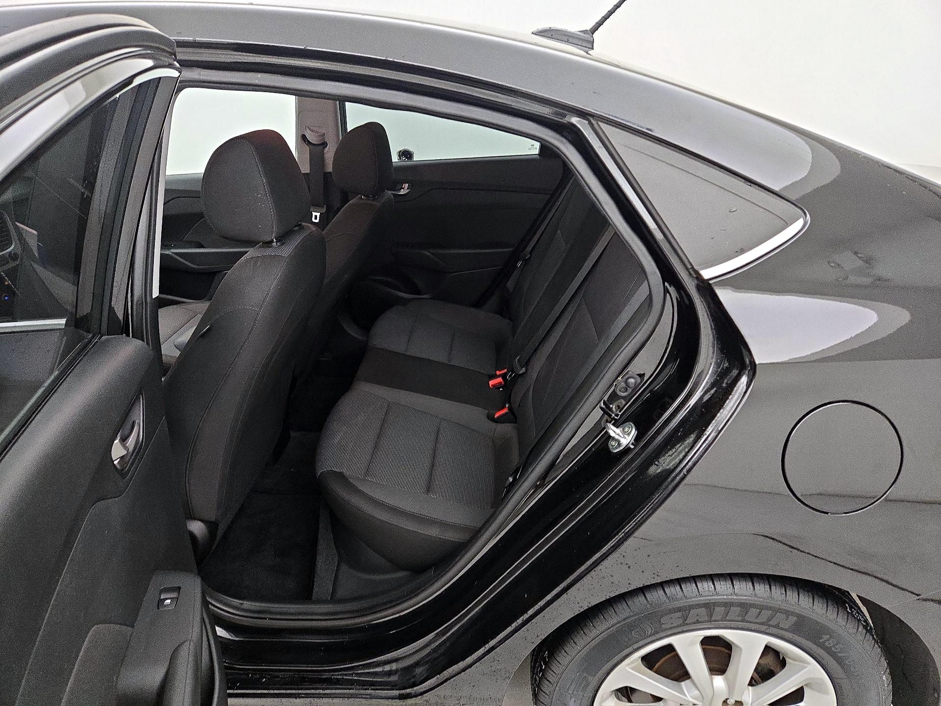 Thumbnail: 2024 Hyundai Elantra - 19