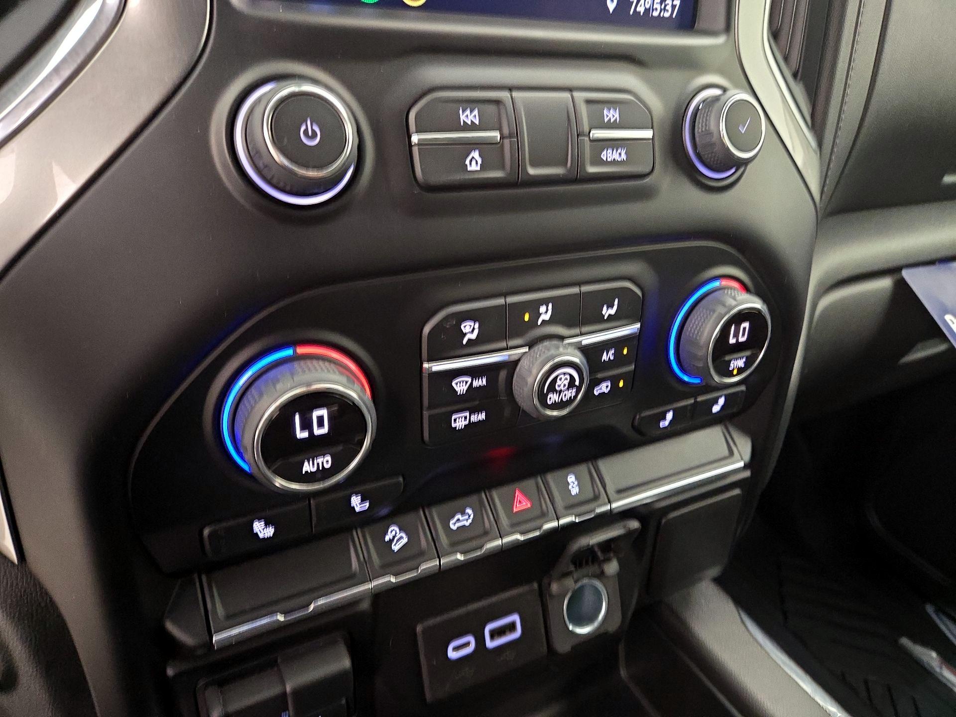 Thumbnail: 2021 Chevrolet Silverado 1500 - 16