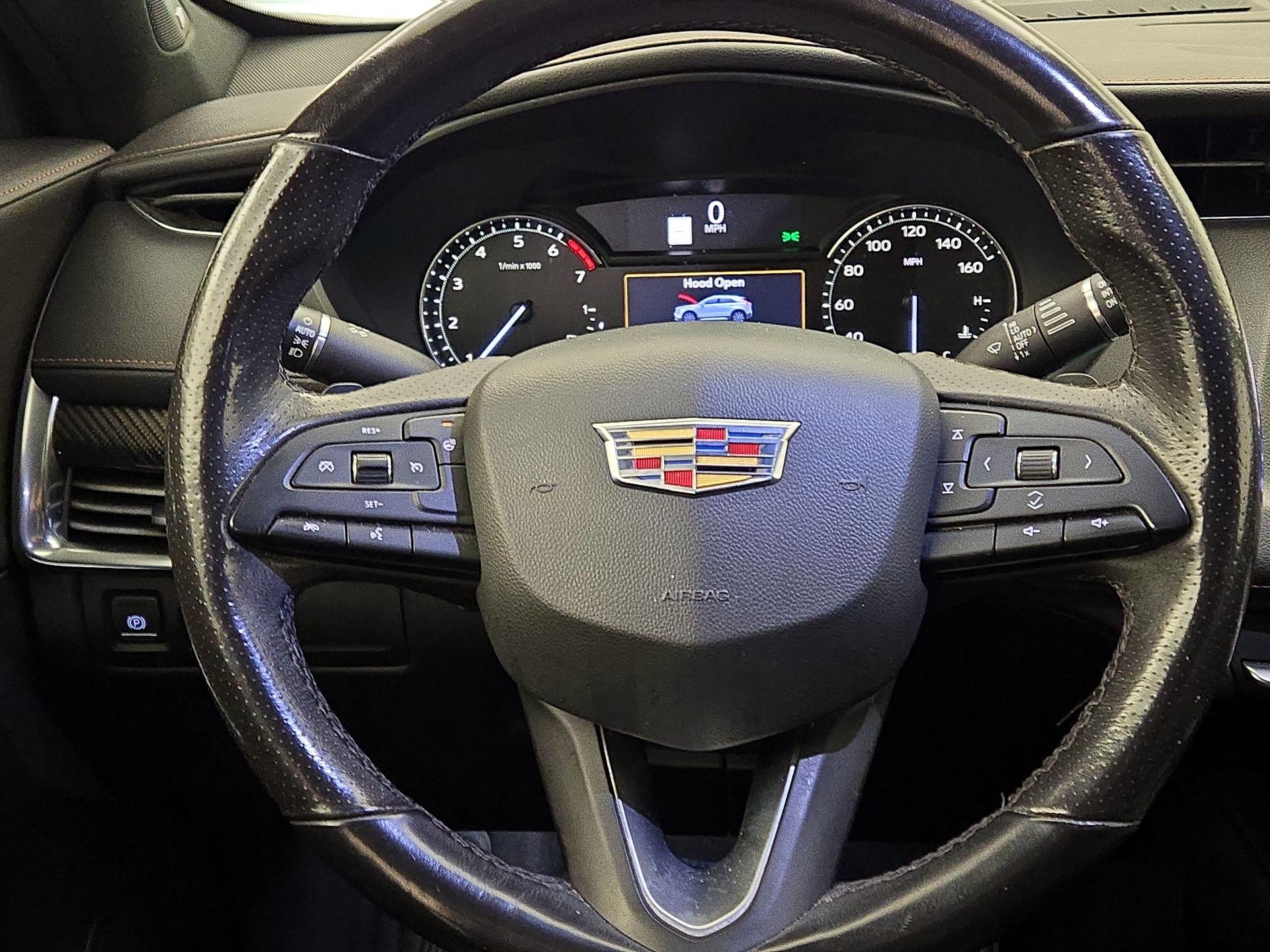 Thumbnail: 2019 Cadillac XT4 - 10