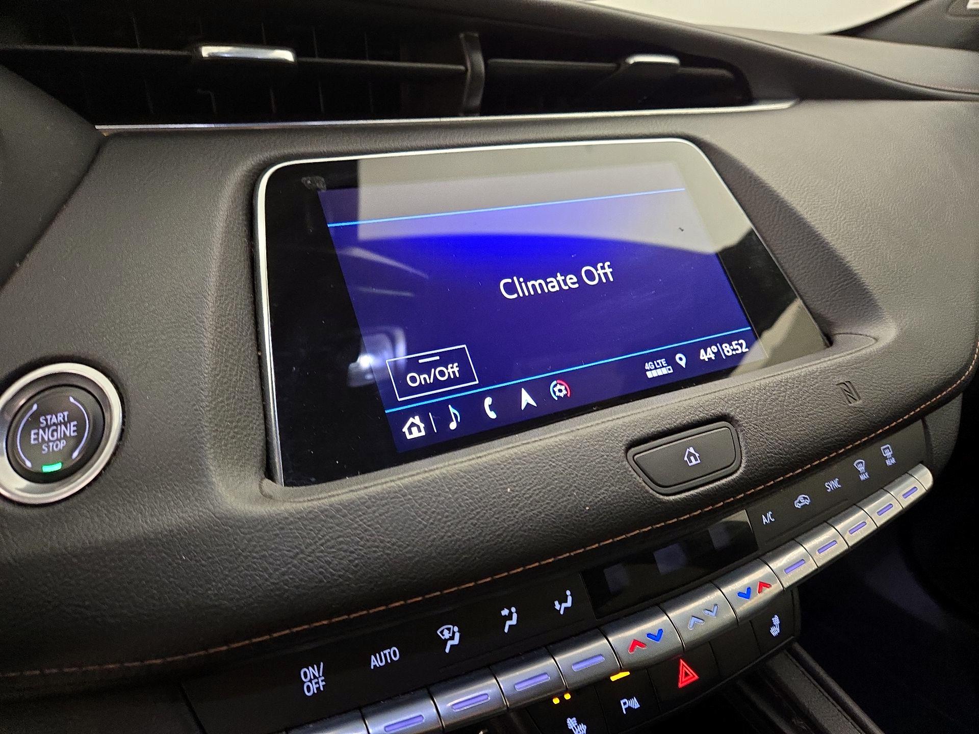 Thumbnail: 2019 Cadillac XT4 - 15