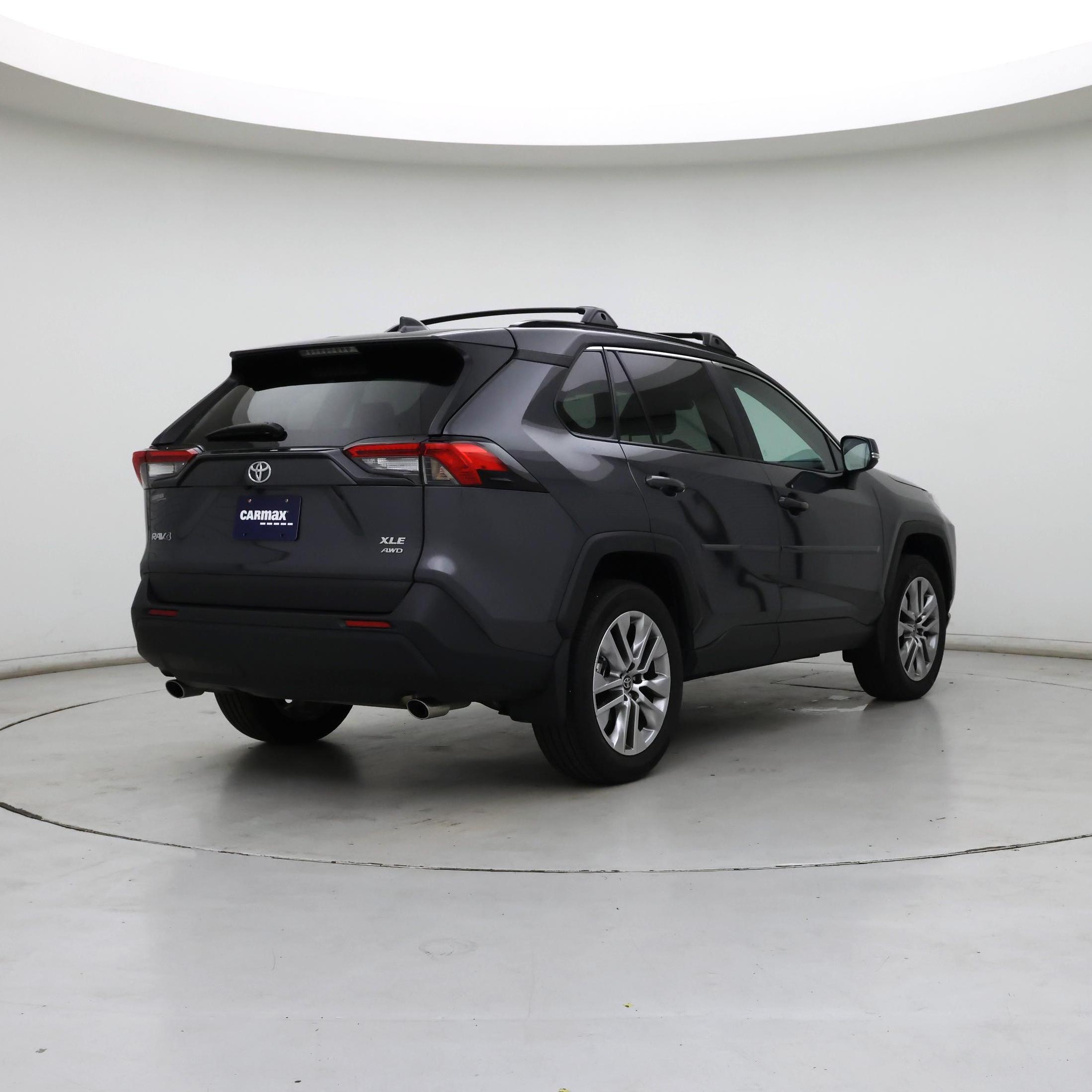 Thumbnail: 2023 Toyota RAV4 - 8