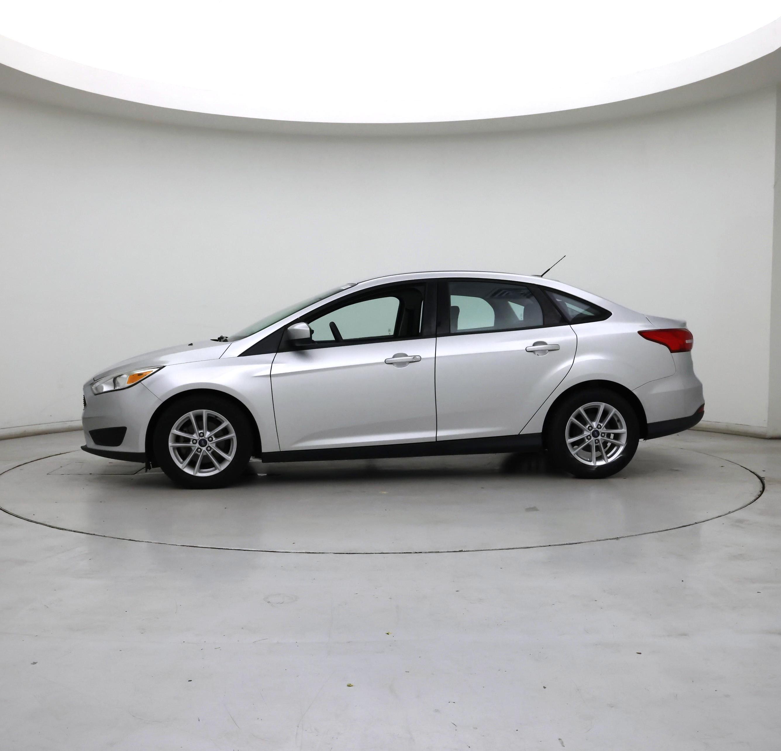 Thumbnail: 2018 Ford Focus - 3