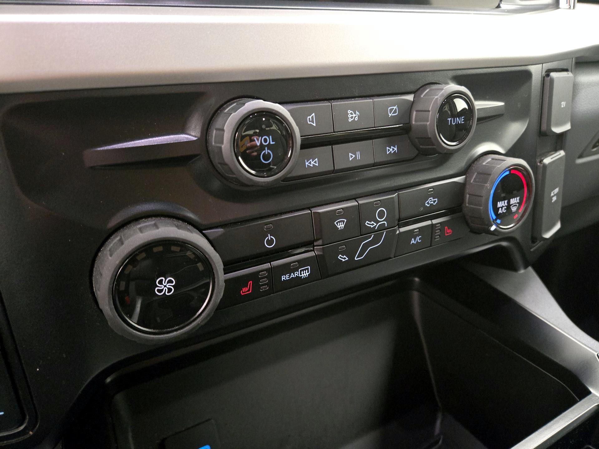 Thumbnail: 2024 Ford F-250 - 16