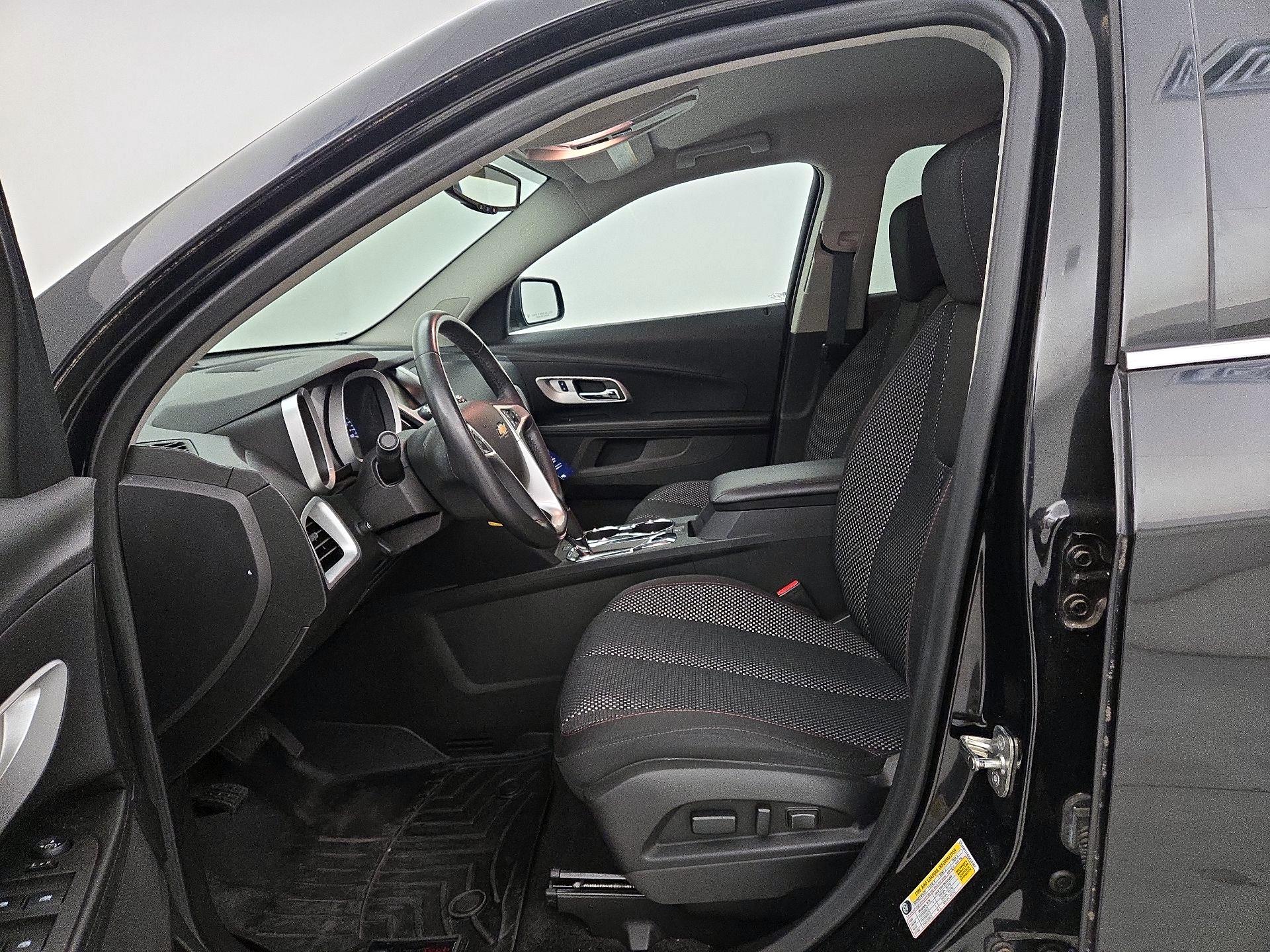 Thumbnail: 2016 Chevrolet Equinox - 11
