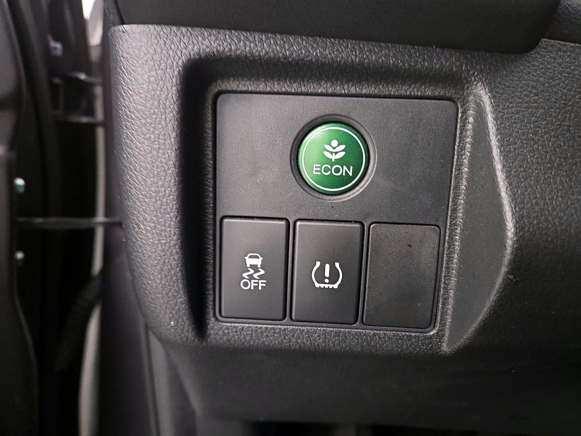 Thumbnail: 2017 Honda HR-V - 13