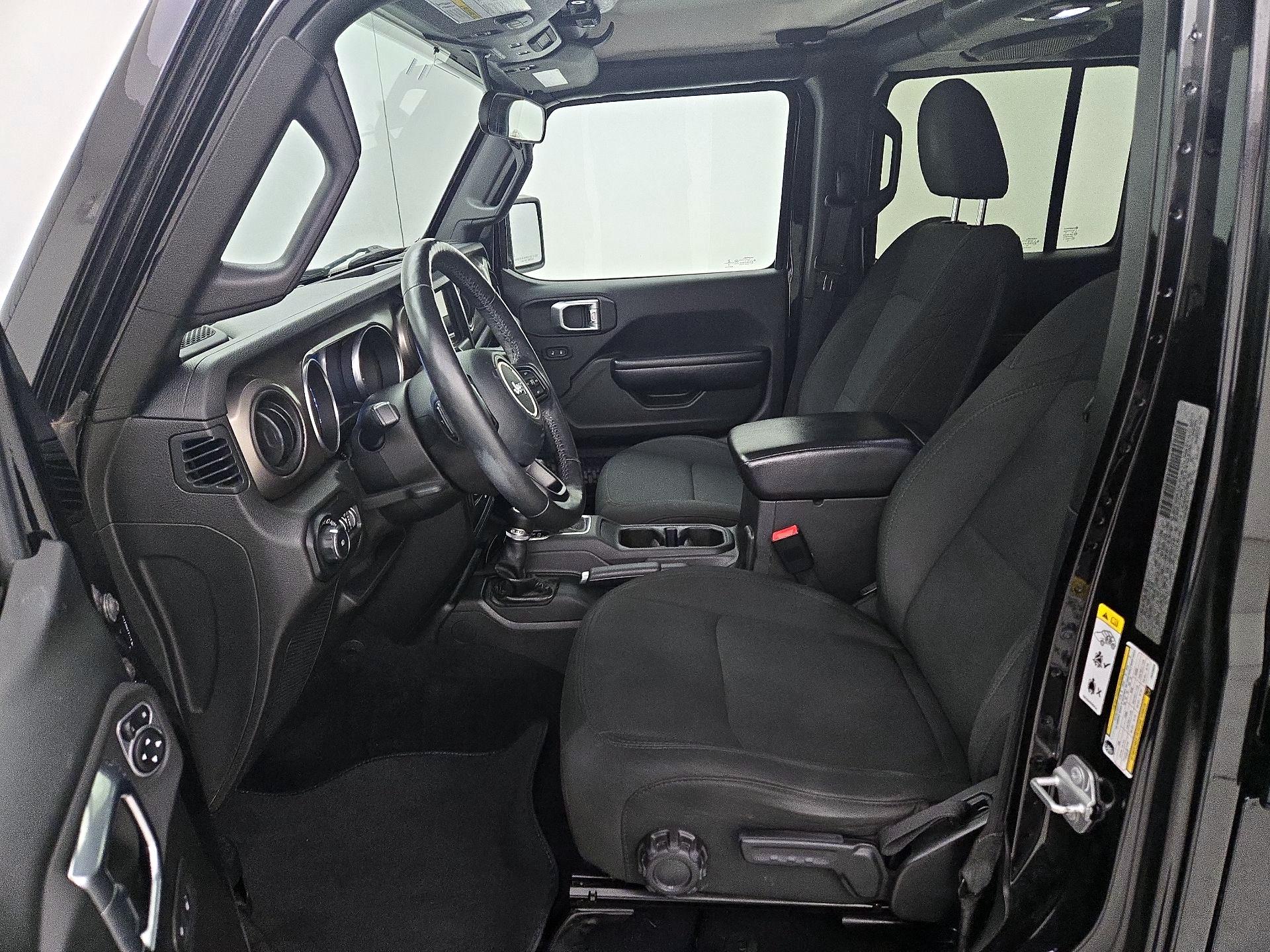 Thumbnail: 2018 Jeep Wrangler - 11