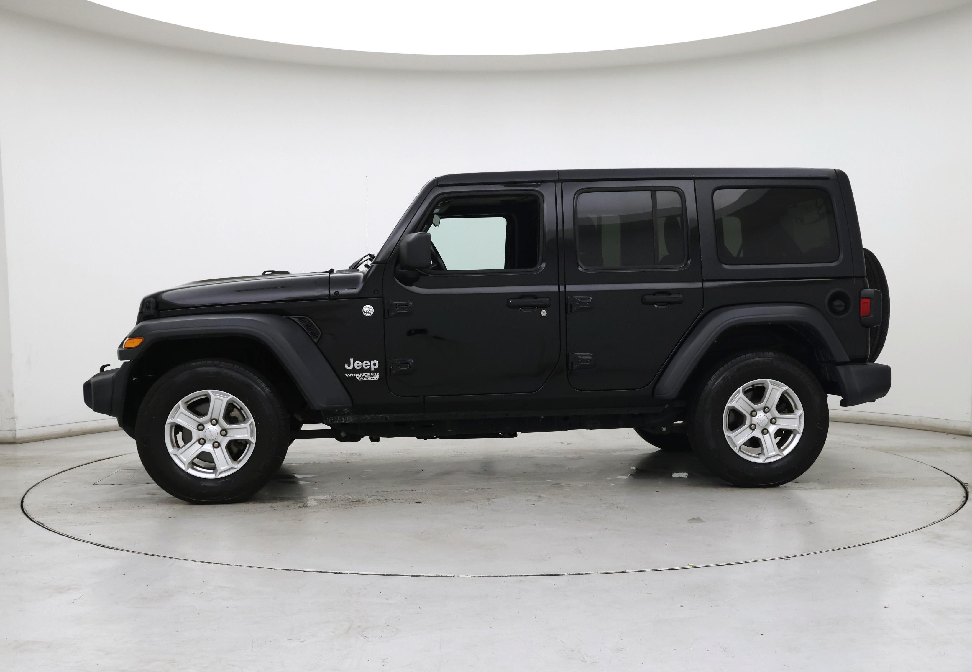 Thumbnail: 2018 Jeep Wrangler - 3