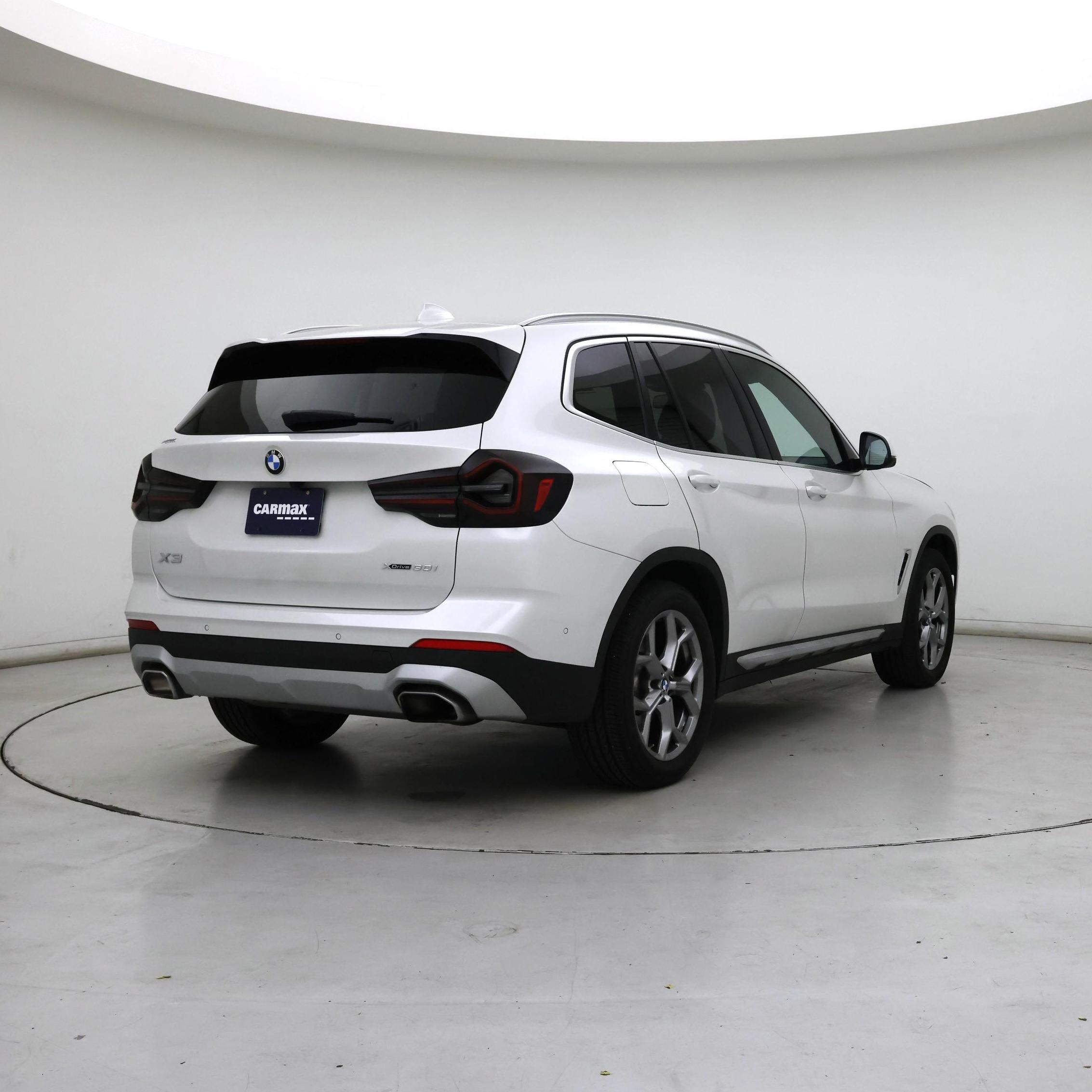 Thumbnail: 2023 BMW X3 - 8