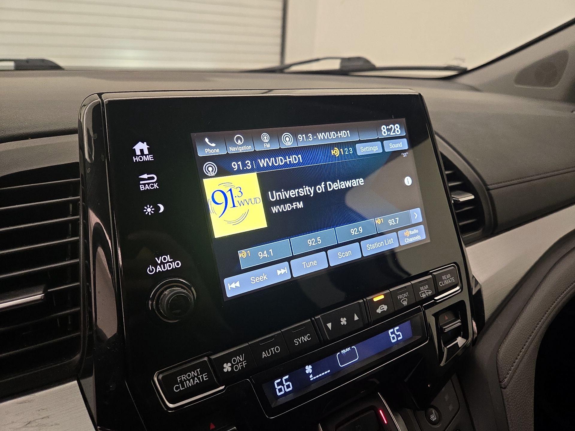 Thumbnail: 2019 Honda Odyssey - 15