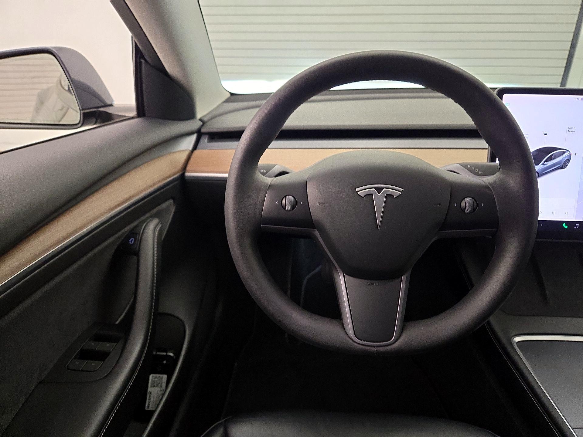 Thumbnail: 2022 Tesla Model 3 - 10