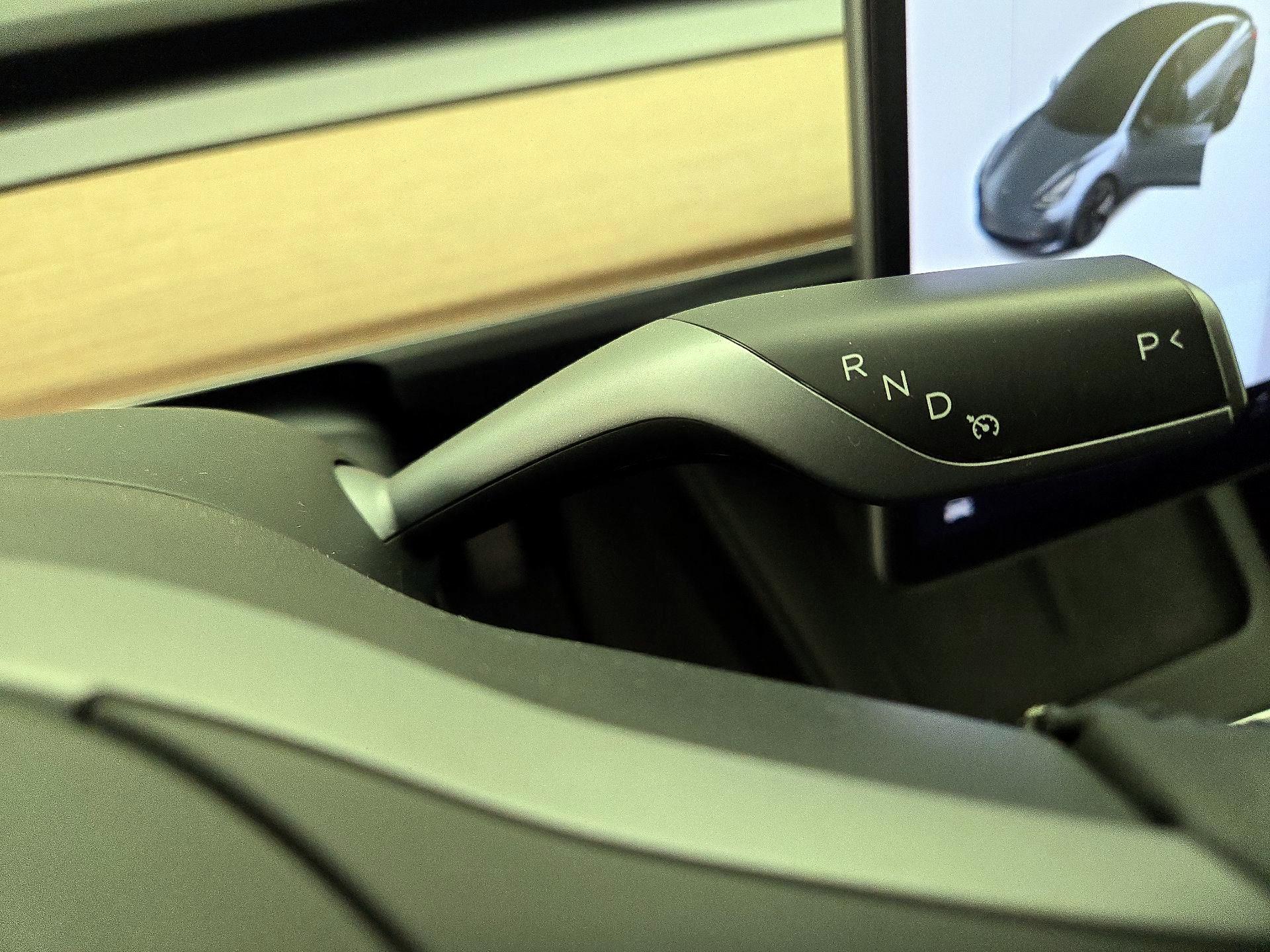 Thumbnail: 2022 Tesla Model 3 - 17