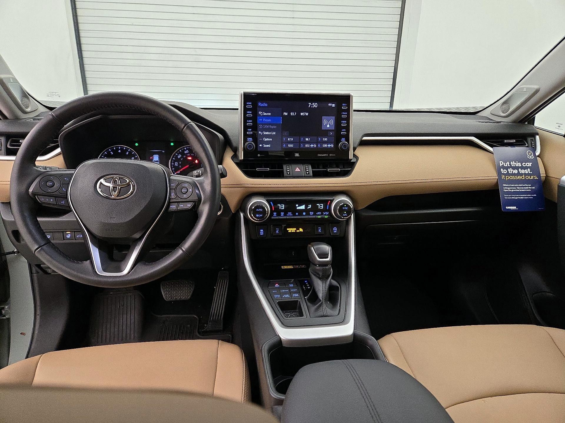Thumbnail: 2022 Toyota RAV4 - 9