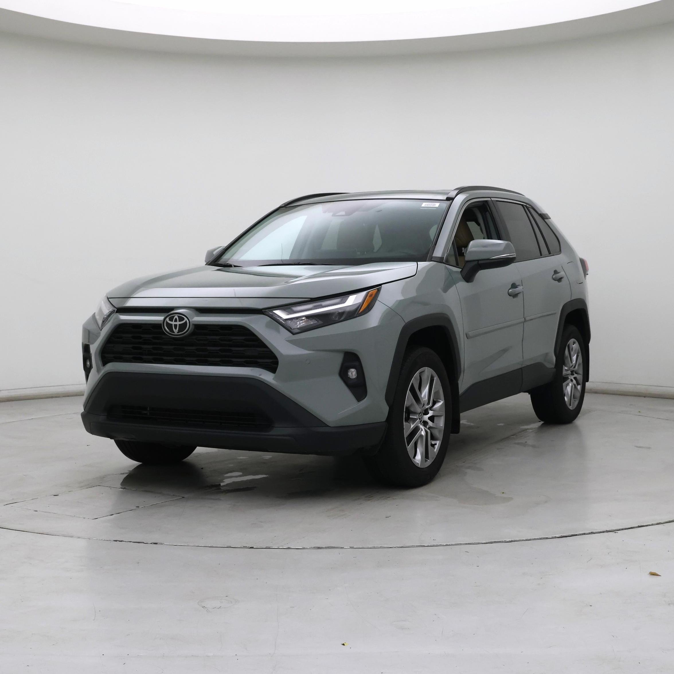 Thumbnail: 2022 Toyota RAV4 - 4