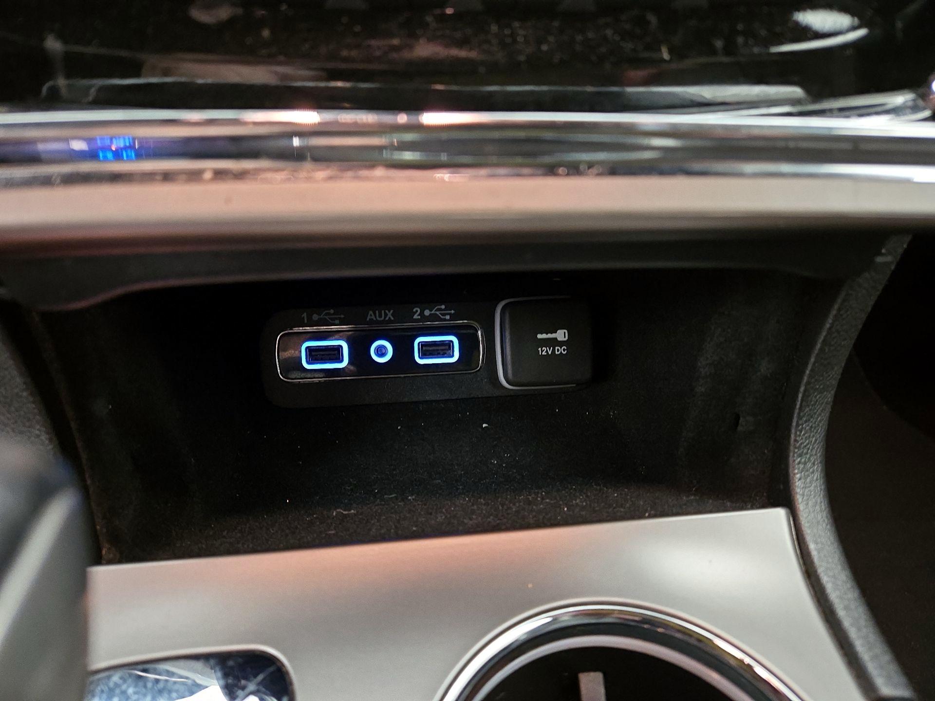 Thumbnail: 2021 Jeep Grand Cherokee - 18