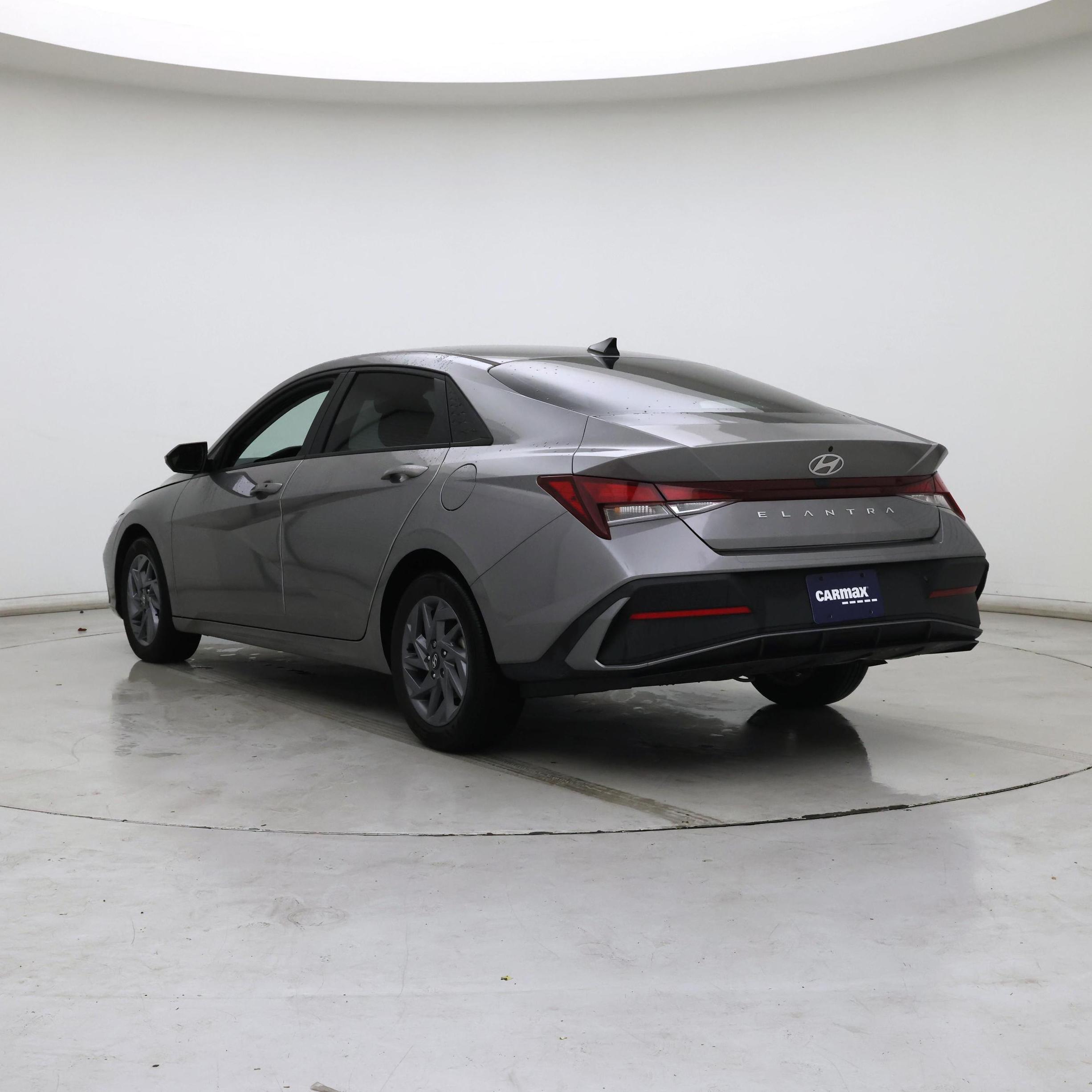 Thumbnail: 2019 Hyundai Accent - 2