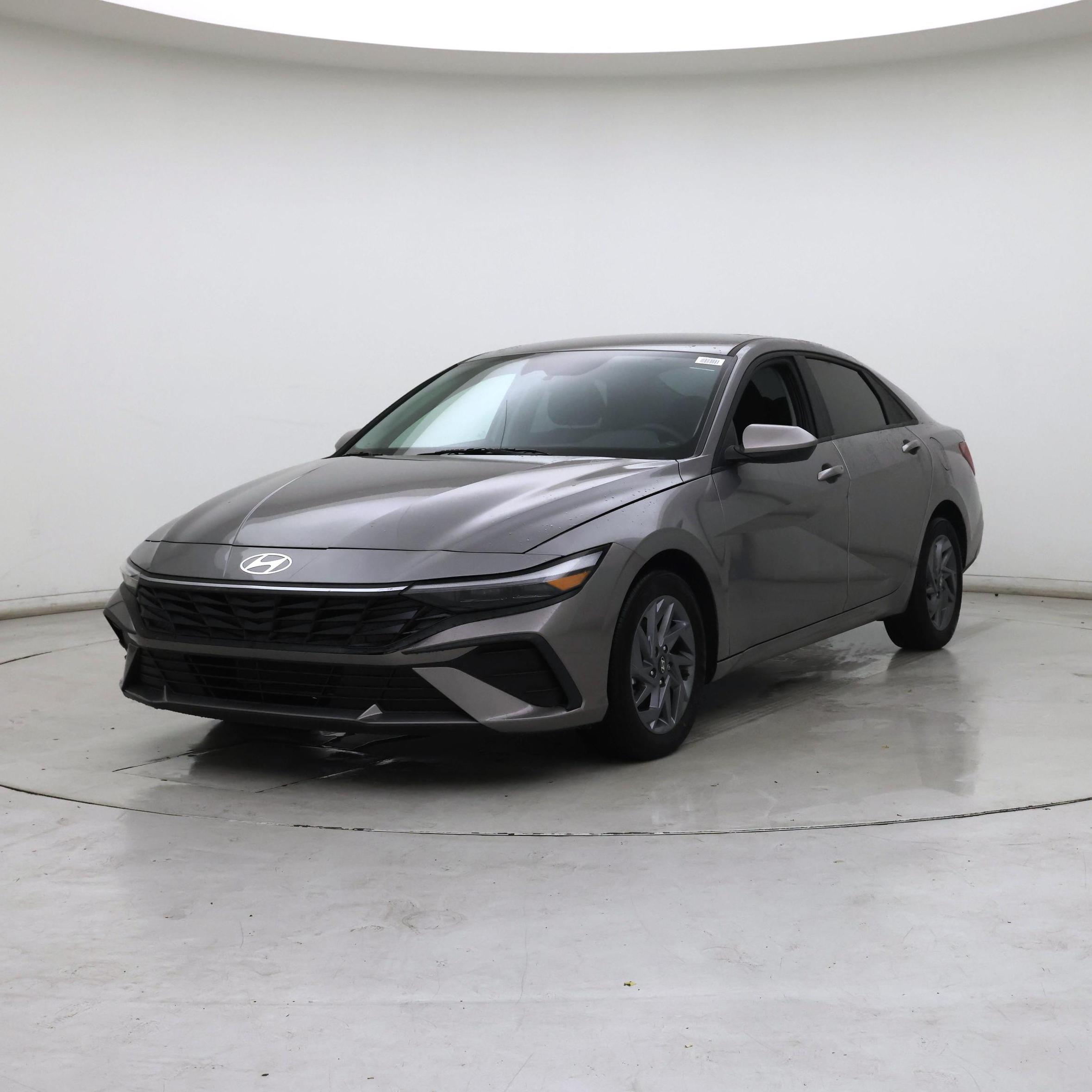 Thumbnail: 2019 Hyundai Accent - 4