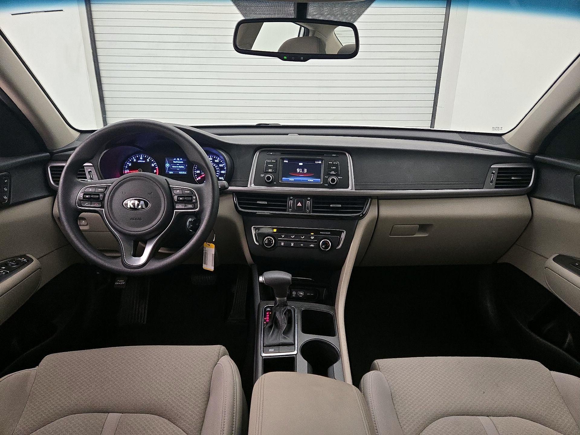 Thumbnail: 2016 Kia Optima - 9