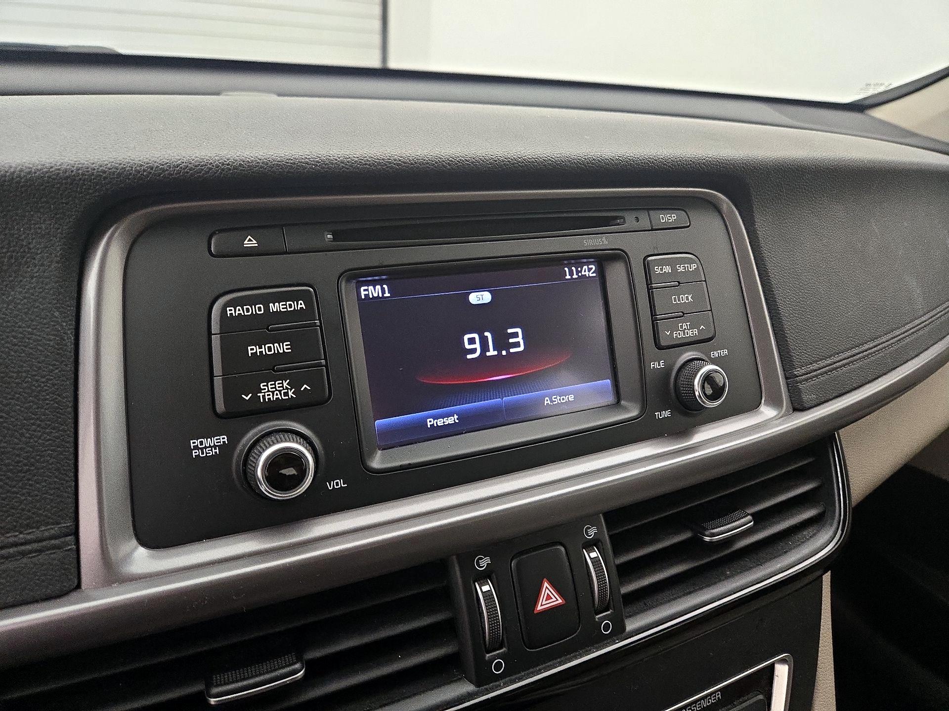 Thumbnail: 2016 Kia Optima - 15