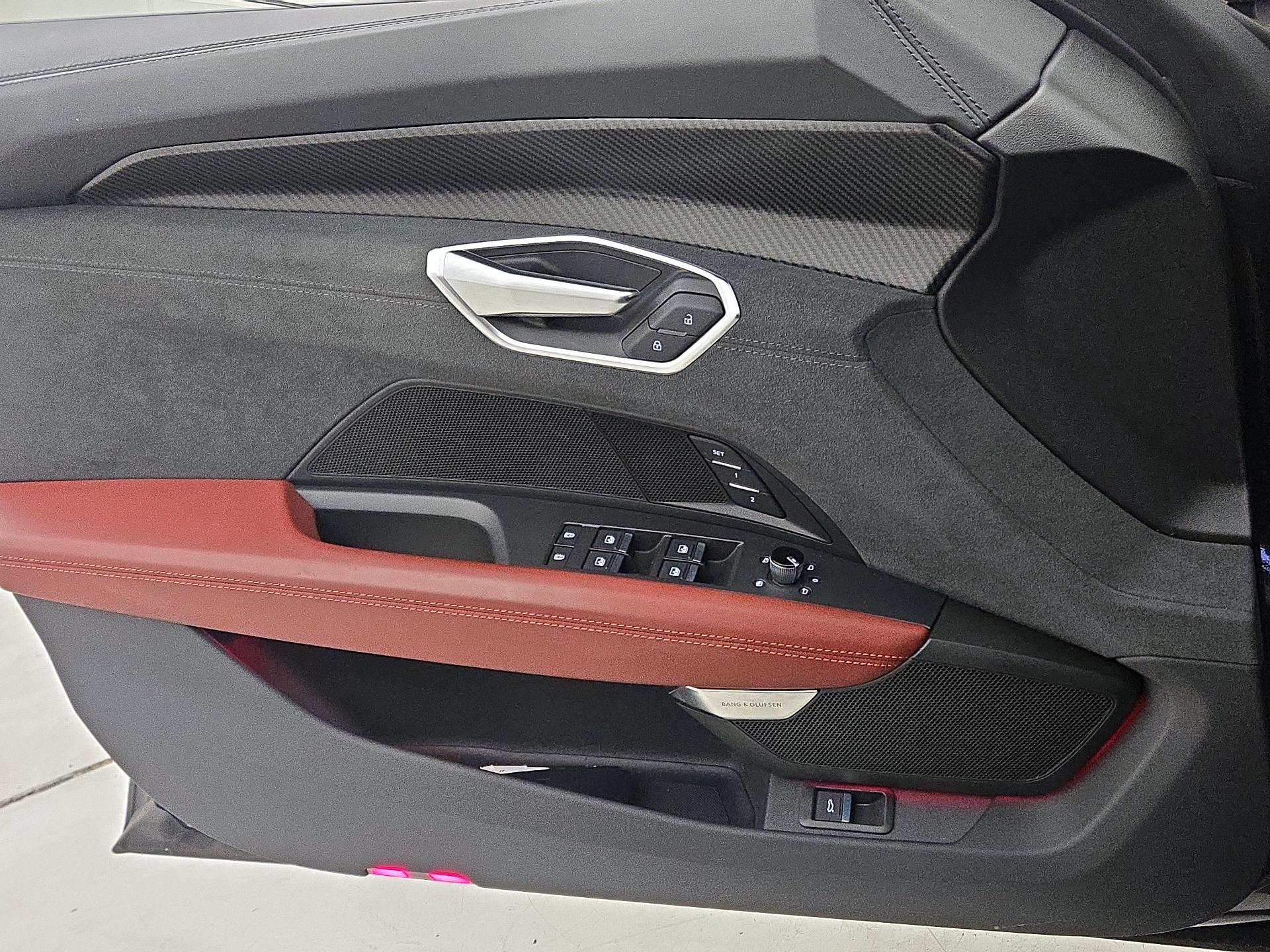 Thumbnail: 2022 Audi e-tron GT - 12