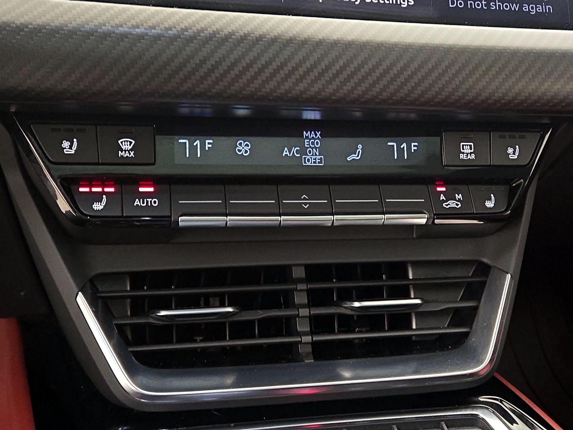 Thumbnail: 2022 Audi e-tron GT - 16