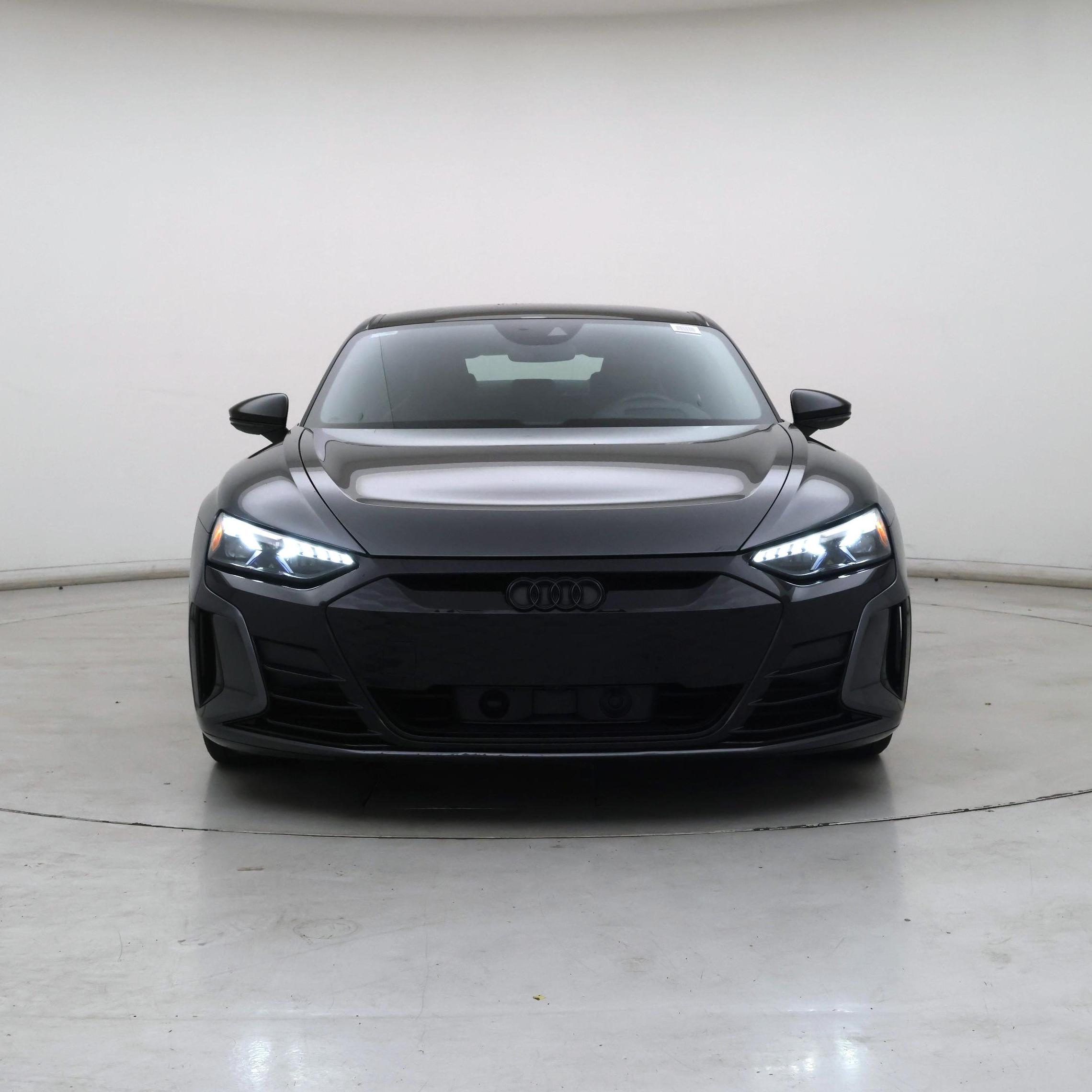 Thumbnail: 2022 Audi e-tron GT - 5