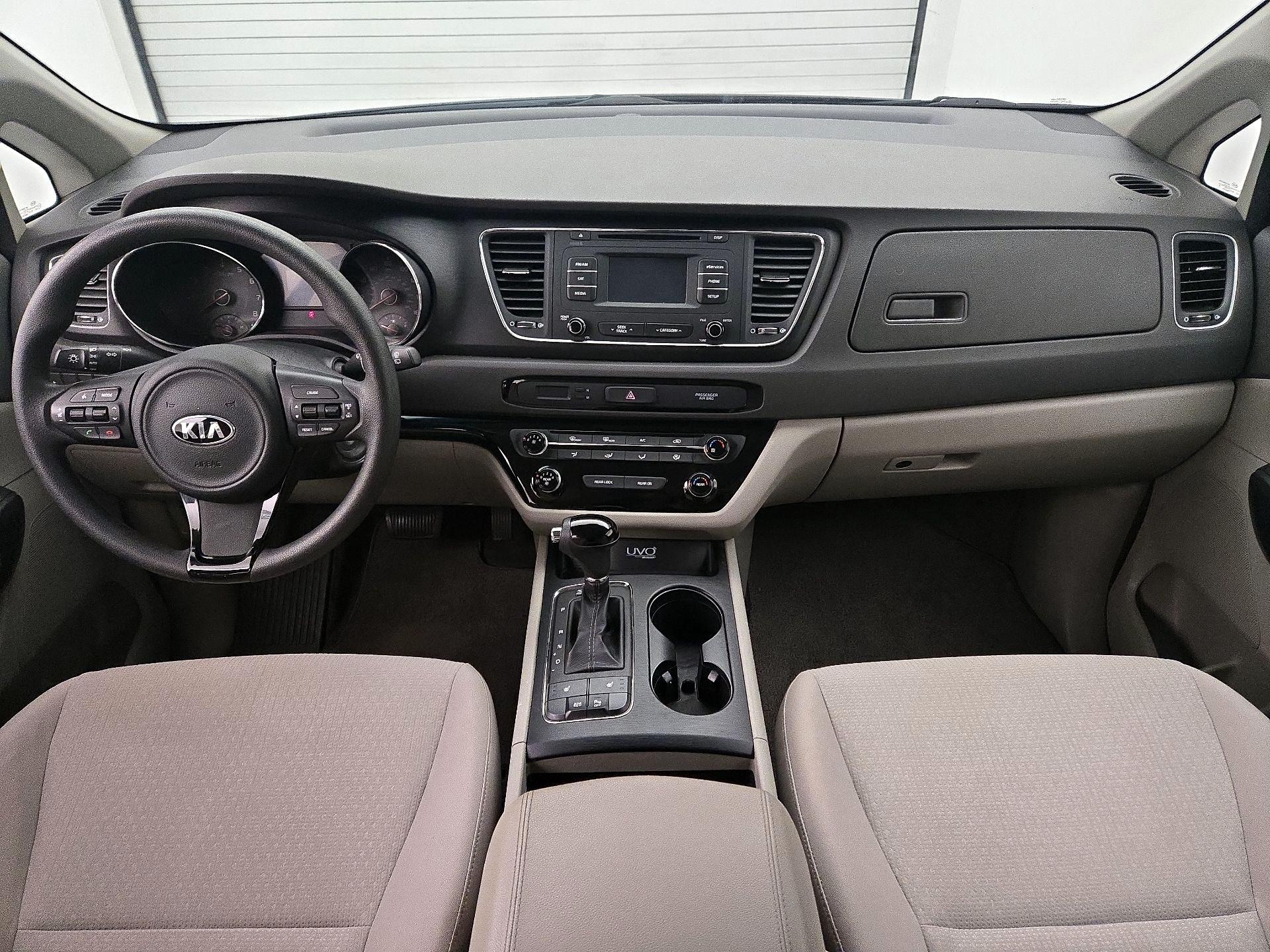 Thumbnail: 2016 Kia Sedona - 9