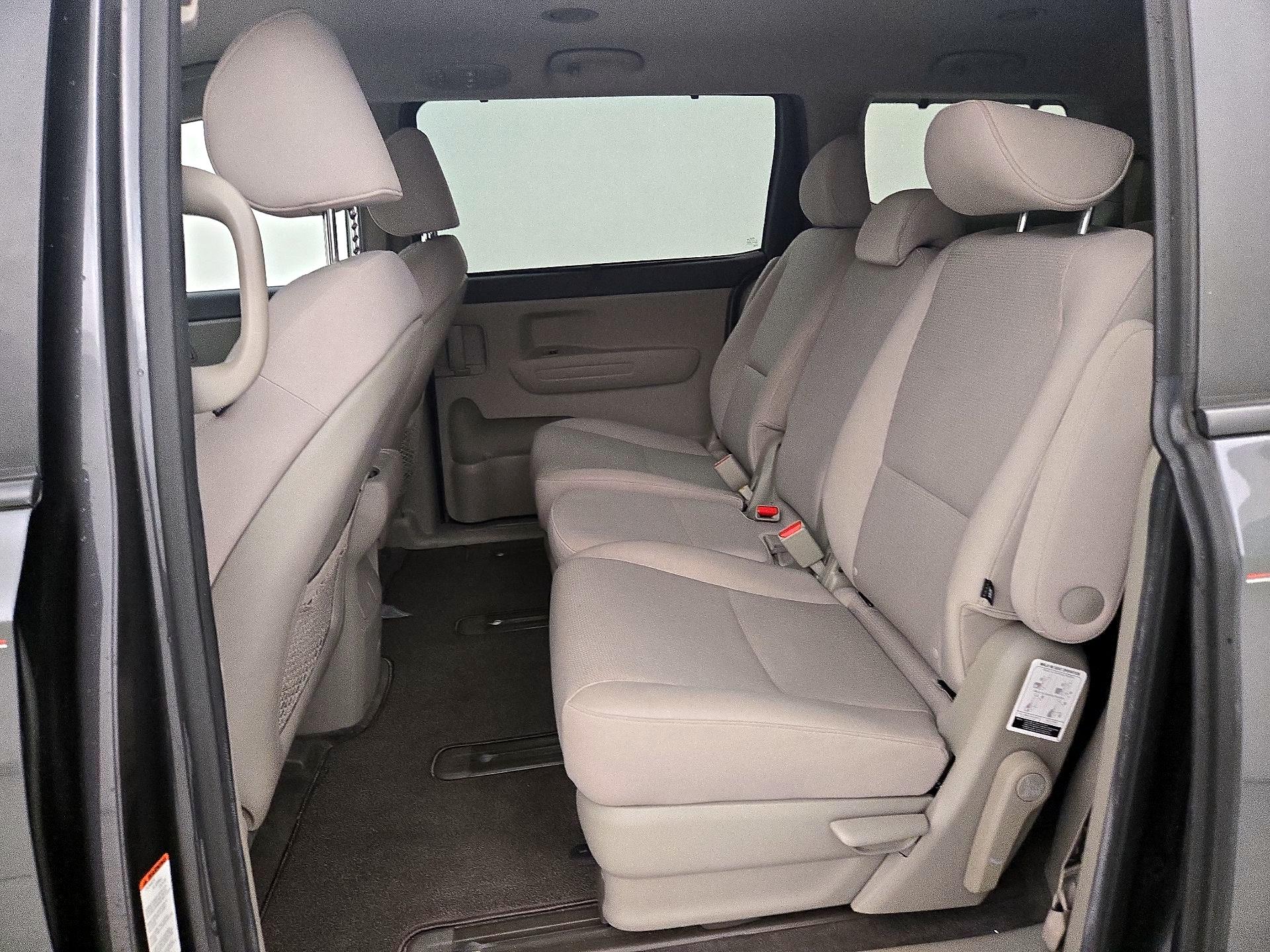 Thumbnail: 2016 Kia Sedona - 19