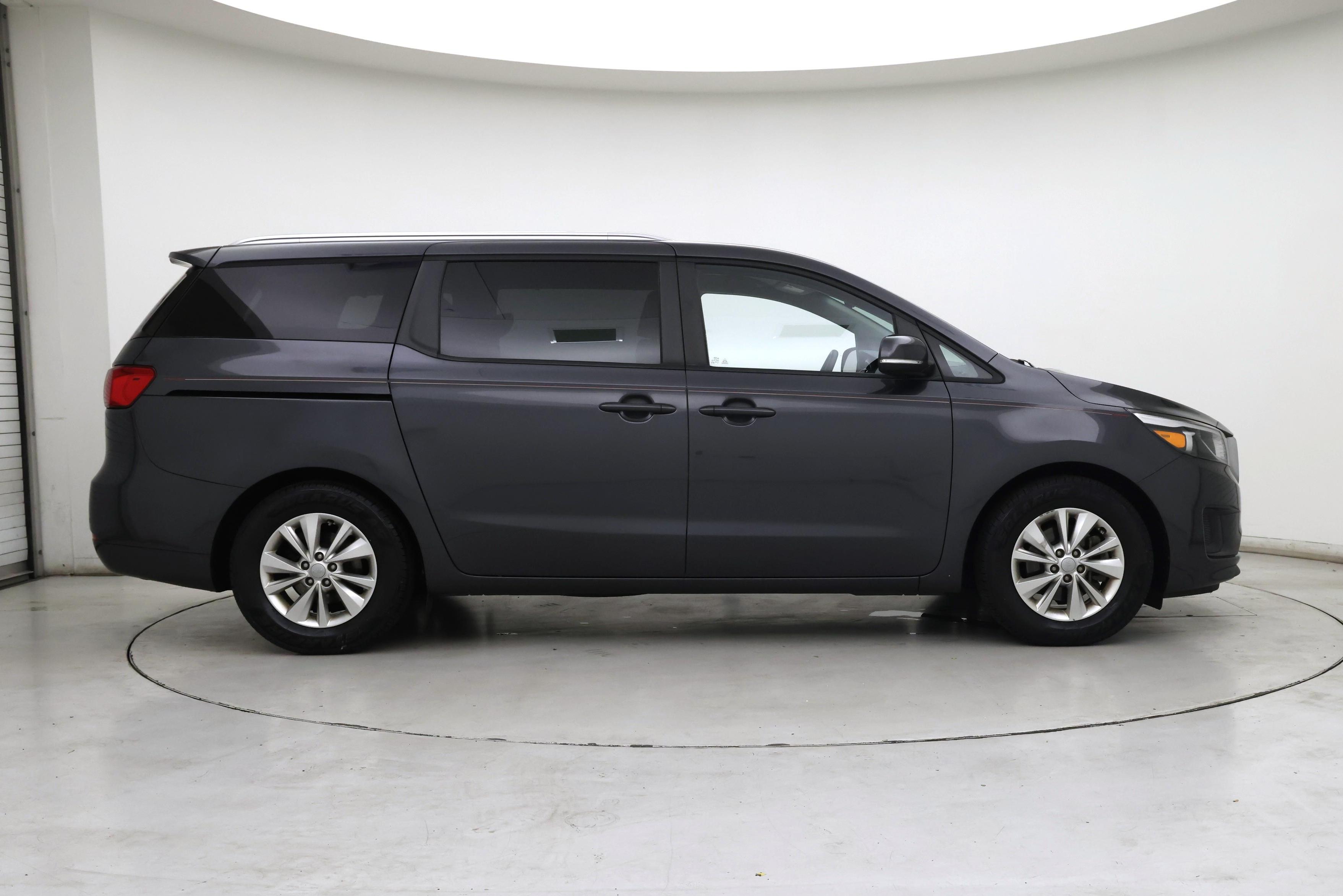 Thumbnail: 2016 Kia Sedona - 7