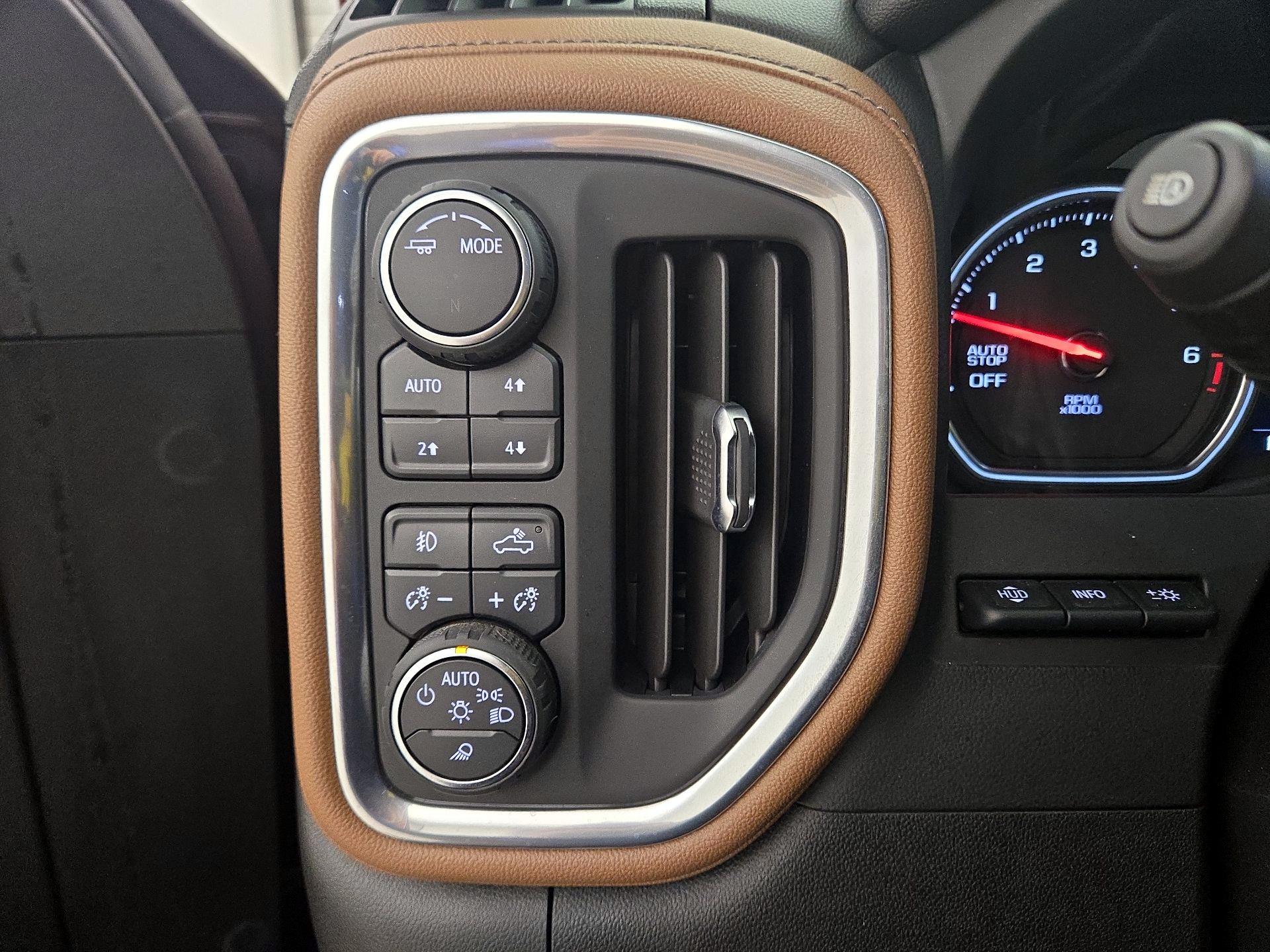 Thumbnail: 2021 Chevrolet Silverado 1500 - 13