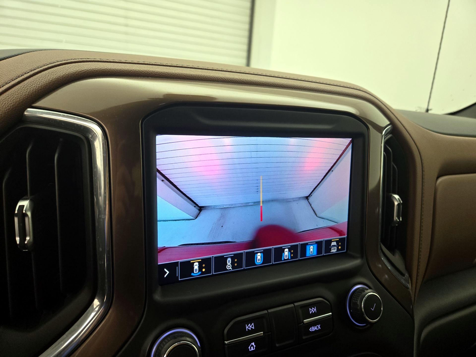 Thumbnail: 2021 Chevrolet Silverado 1500 - 14