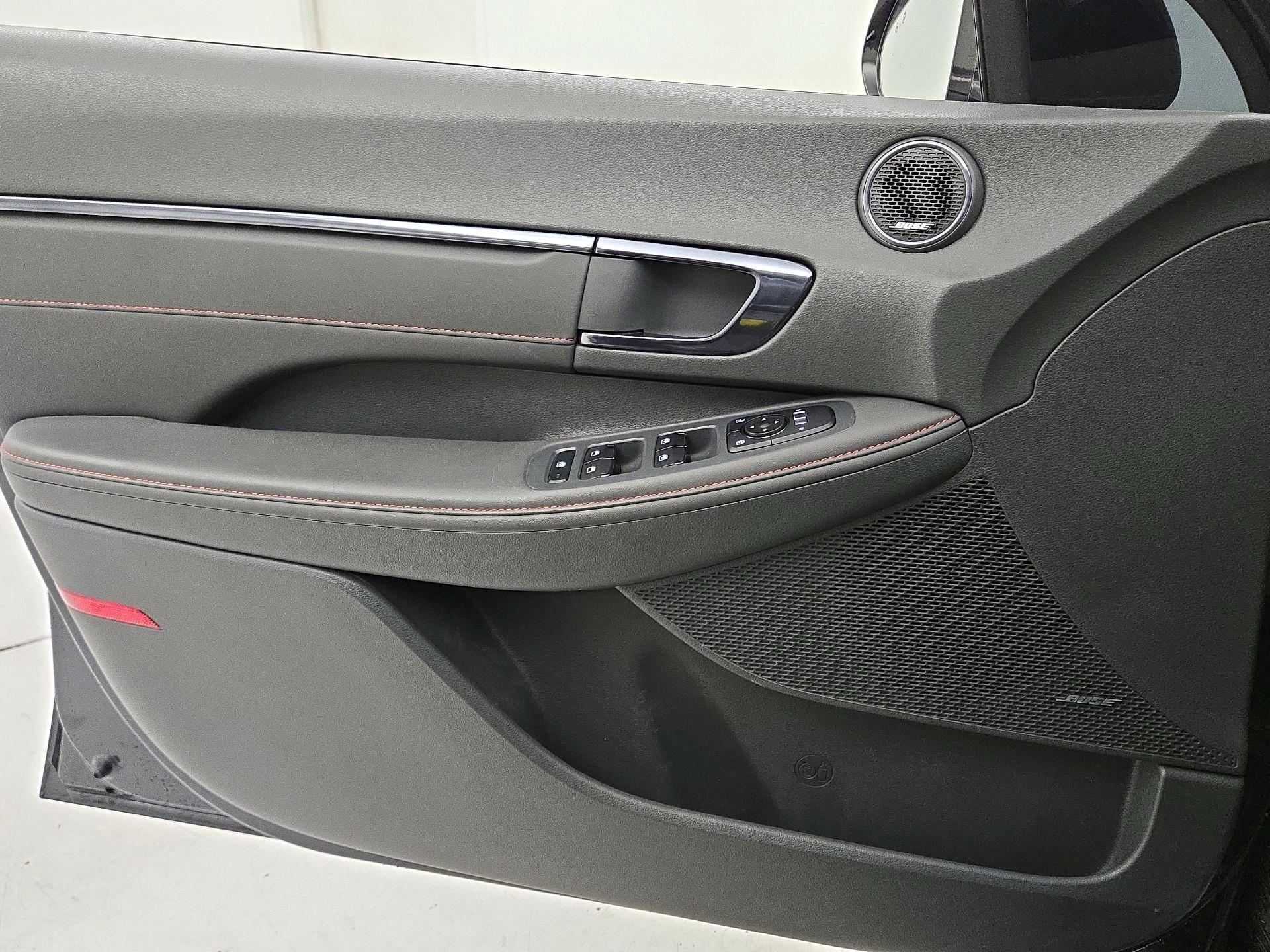 Thumbnail: 2022 Hyundai Sonata - 12