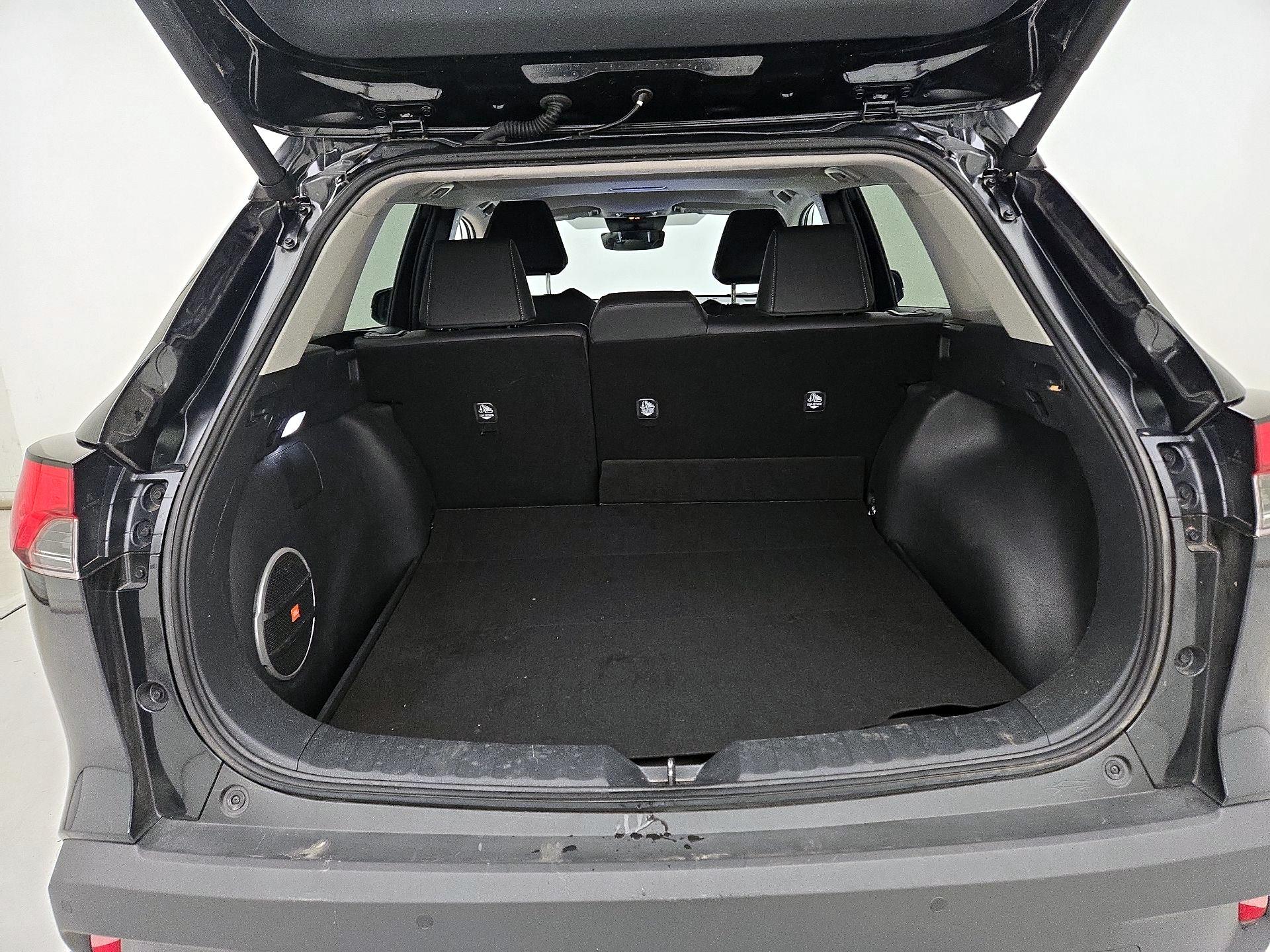 Thumbnail: 2024 Toyota Corolla Cross - 20