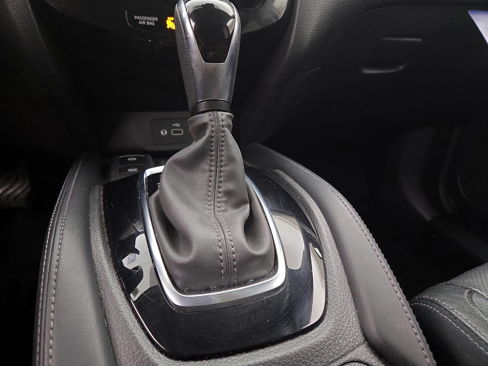 Thumbnail: 2020 Nissan Rogue - 17