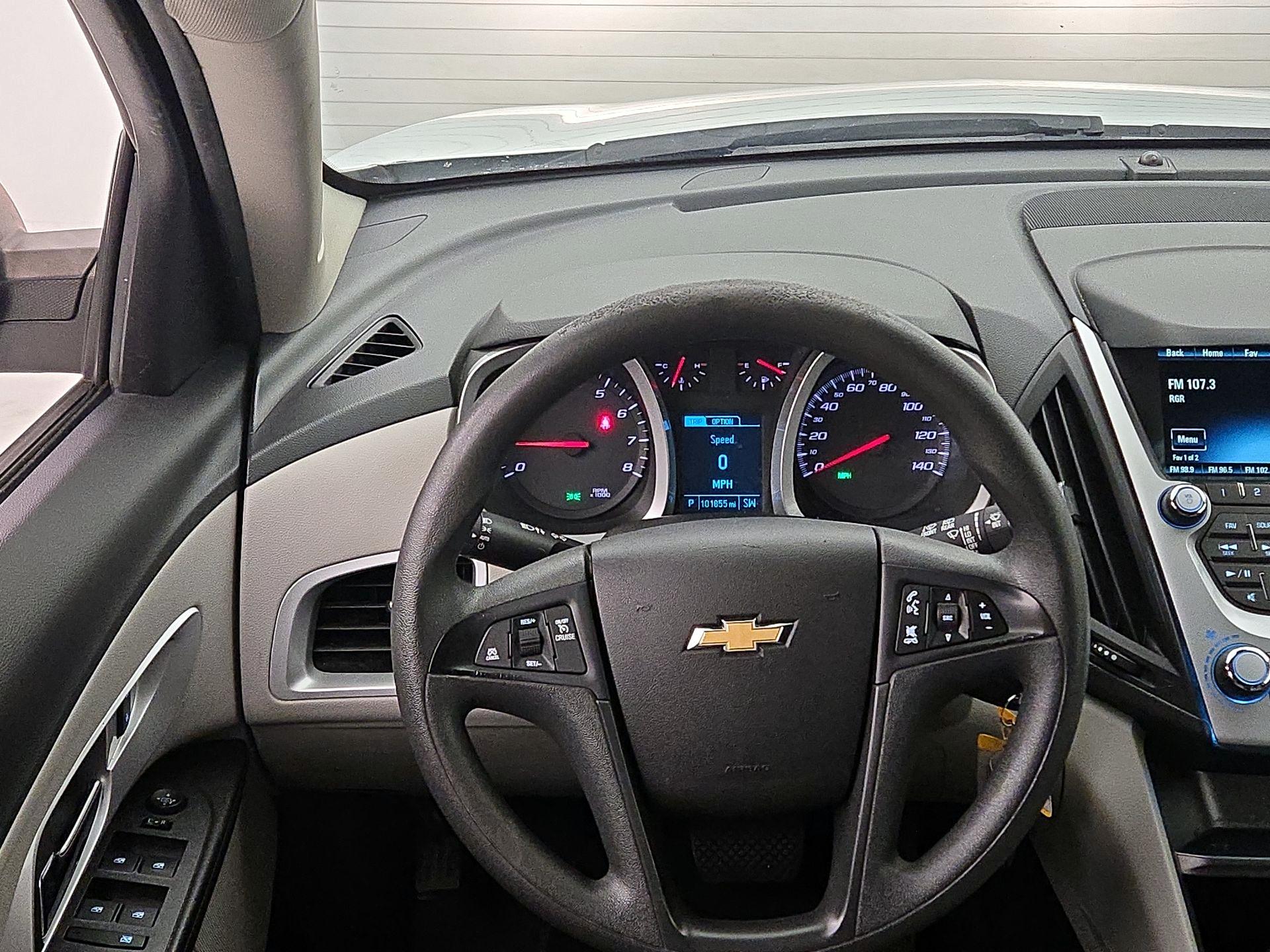Thumbnail: 2017 Chevrolet Equinox - 10