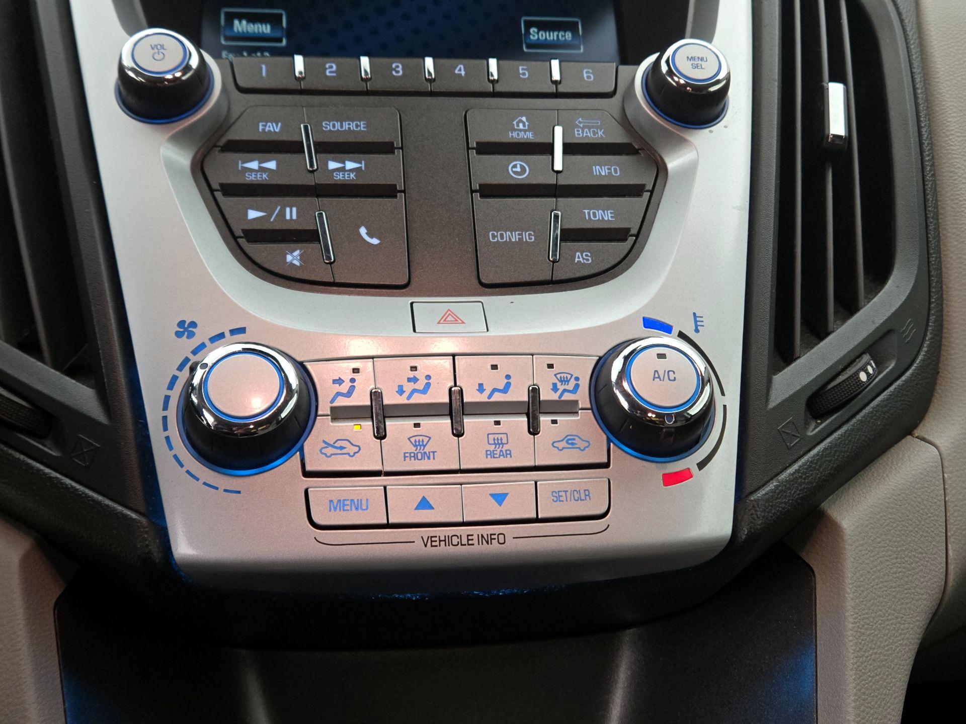 Thumbnail: 2017 Chevrolet Equinox - 15