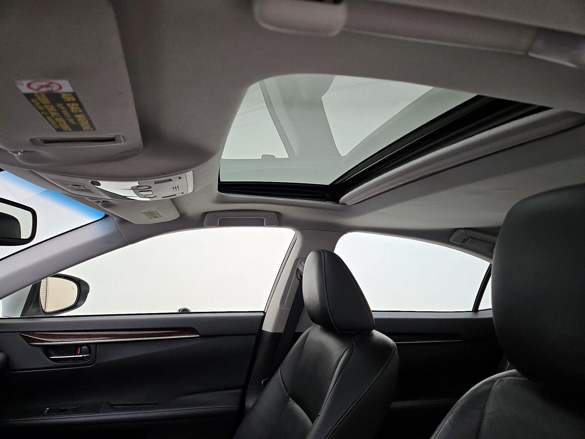 Thumbnail: 2015 Lexus ES - 19